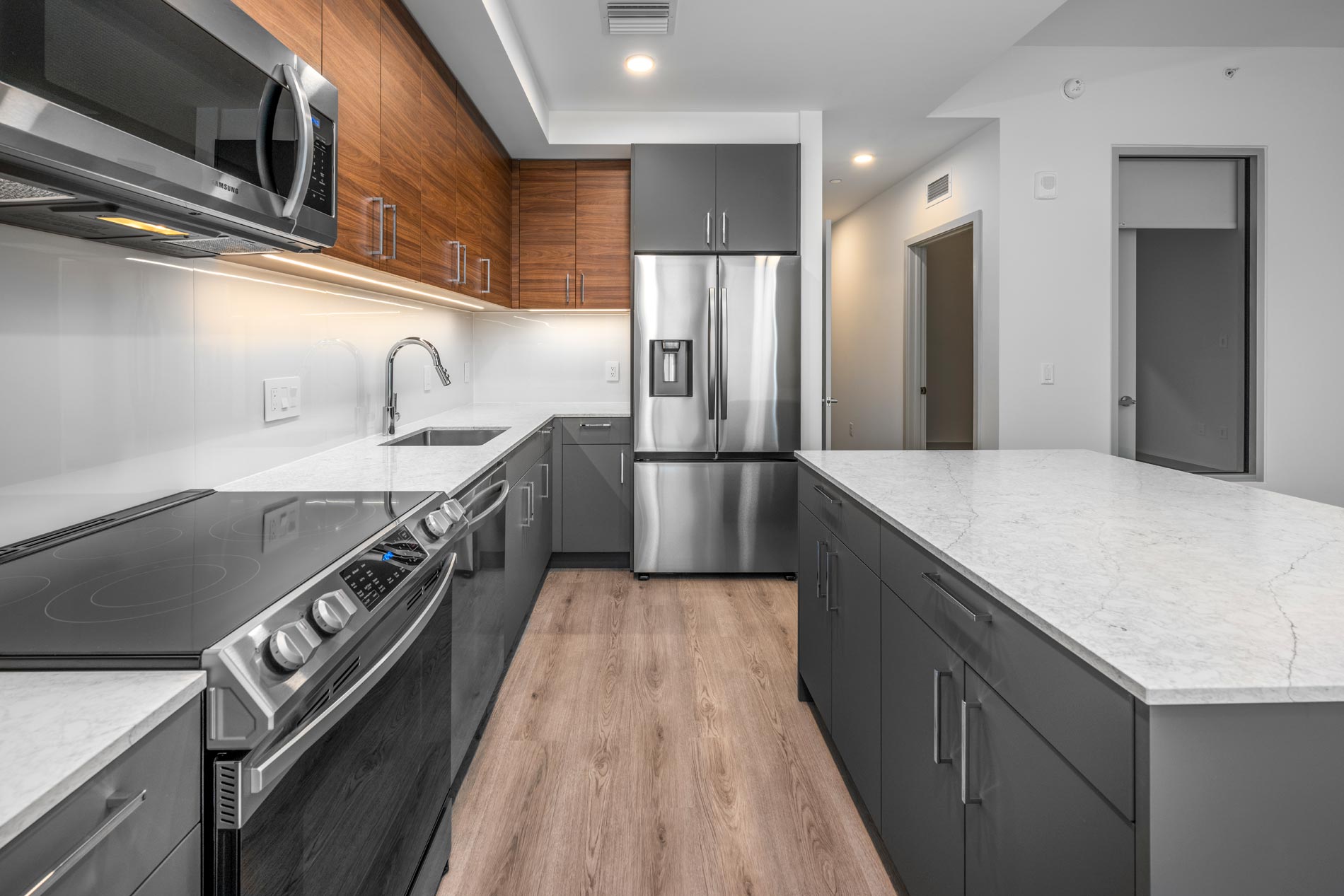 101 N Meridian kitchen