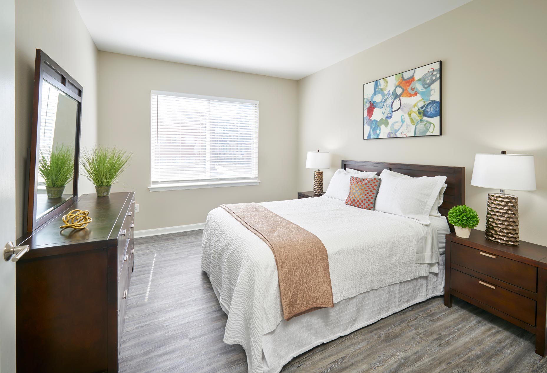 20 Lambourne Staged Bedroom