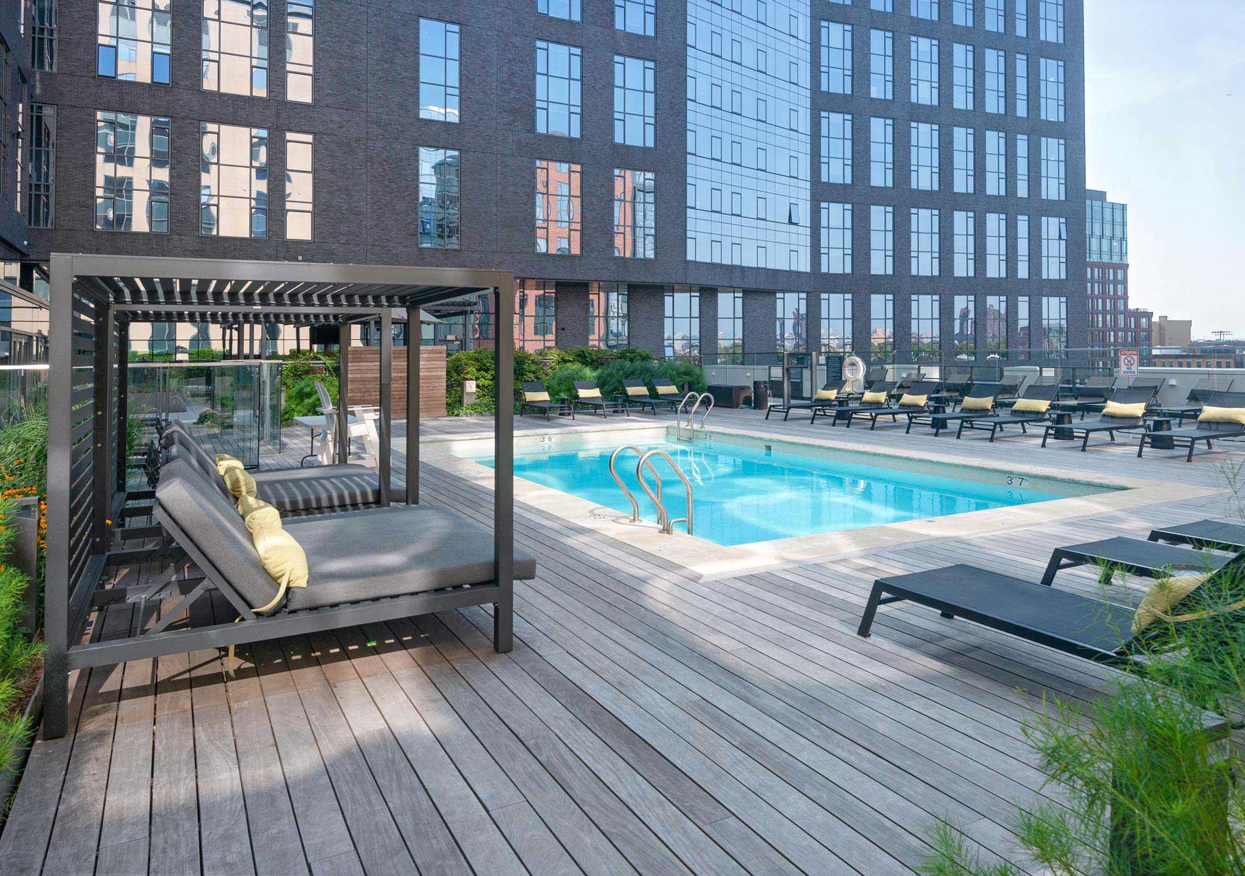 345 Harrison grilling area