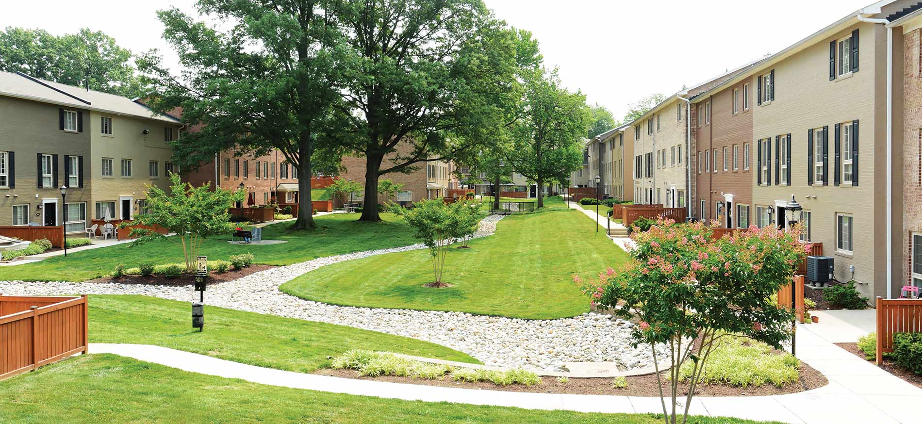 Arbor Park Of Alexandra building exterior