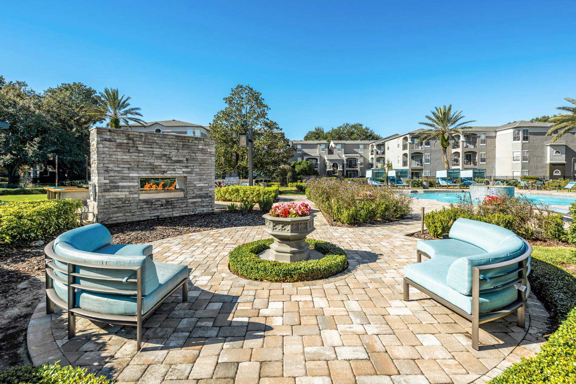 Arbors at Maitland outdoor fireplace