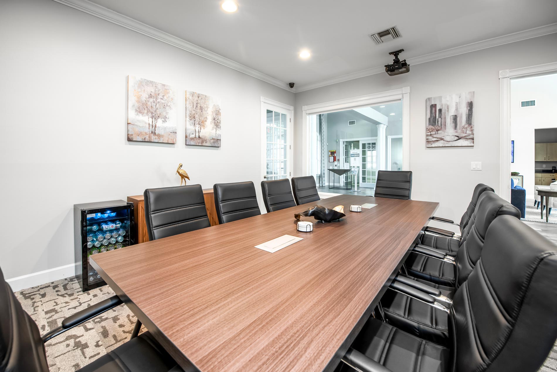 Ashton at Waterford Lakes conference room