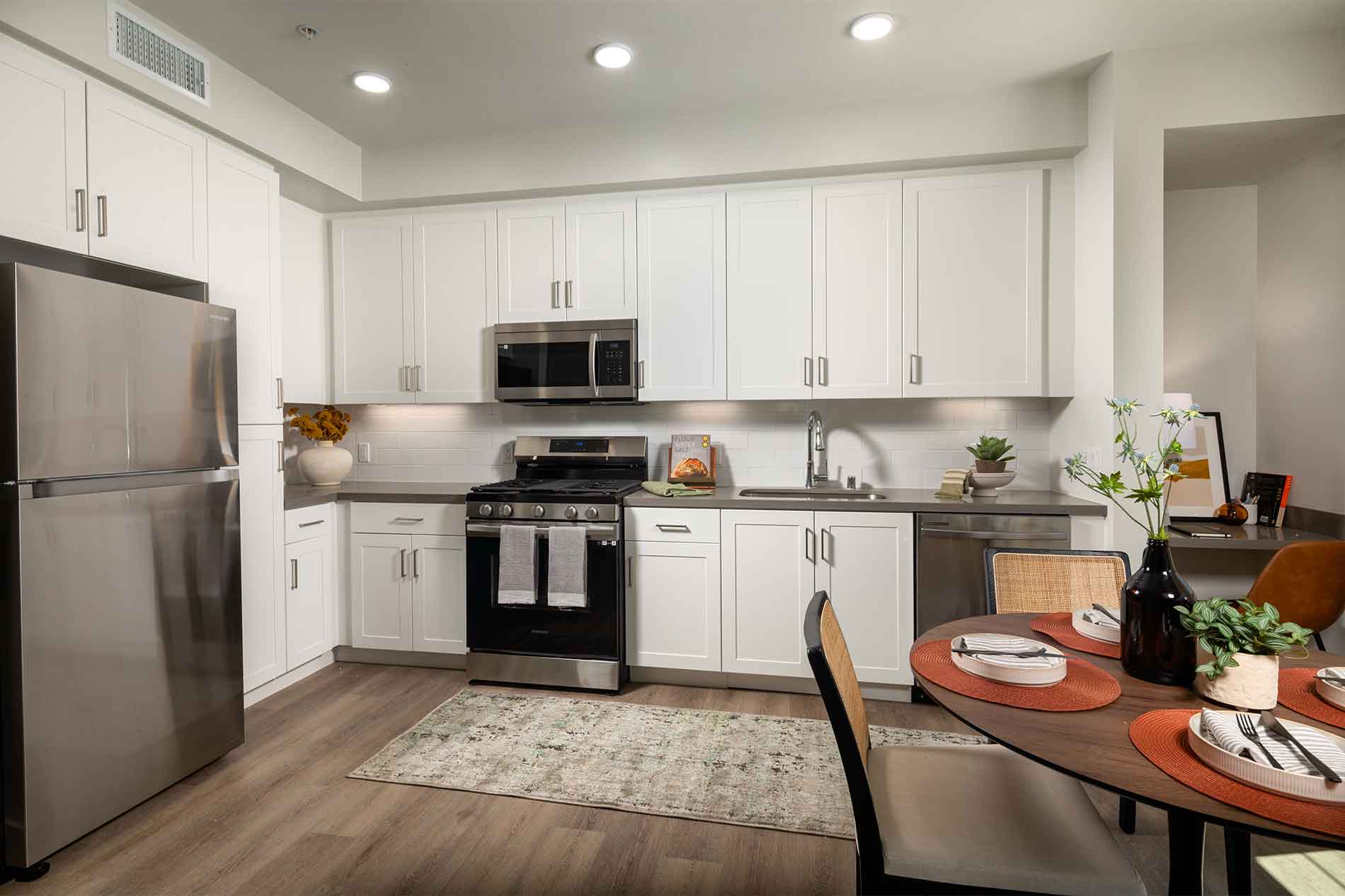 Avena apartment kitchen with gas stove and premium finishes in Menifee