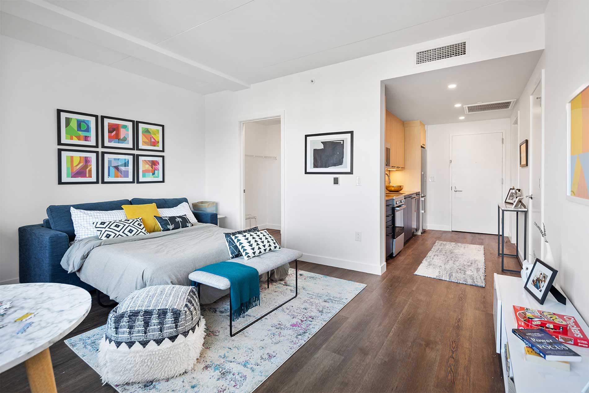 Broadridge apartment bedroom
