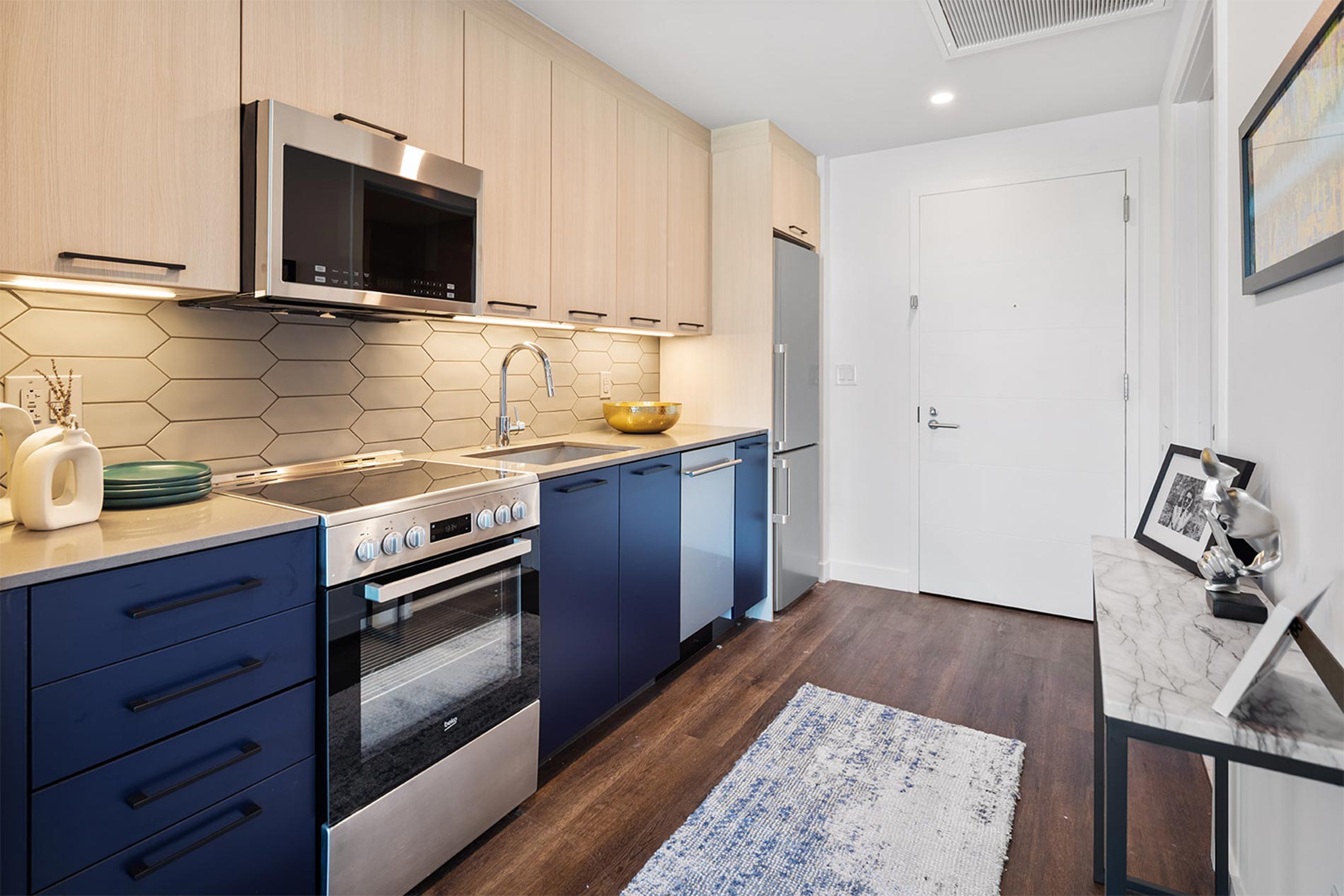 Broadridge apartment kitchen