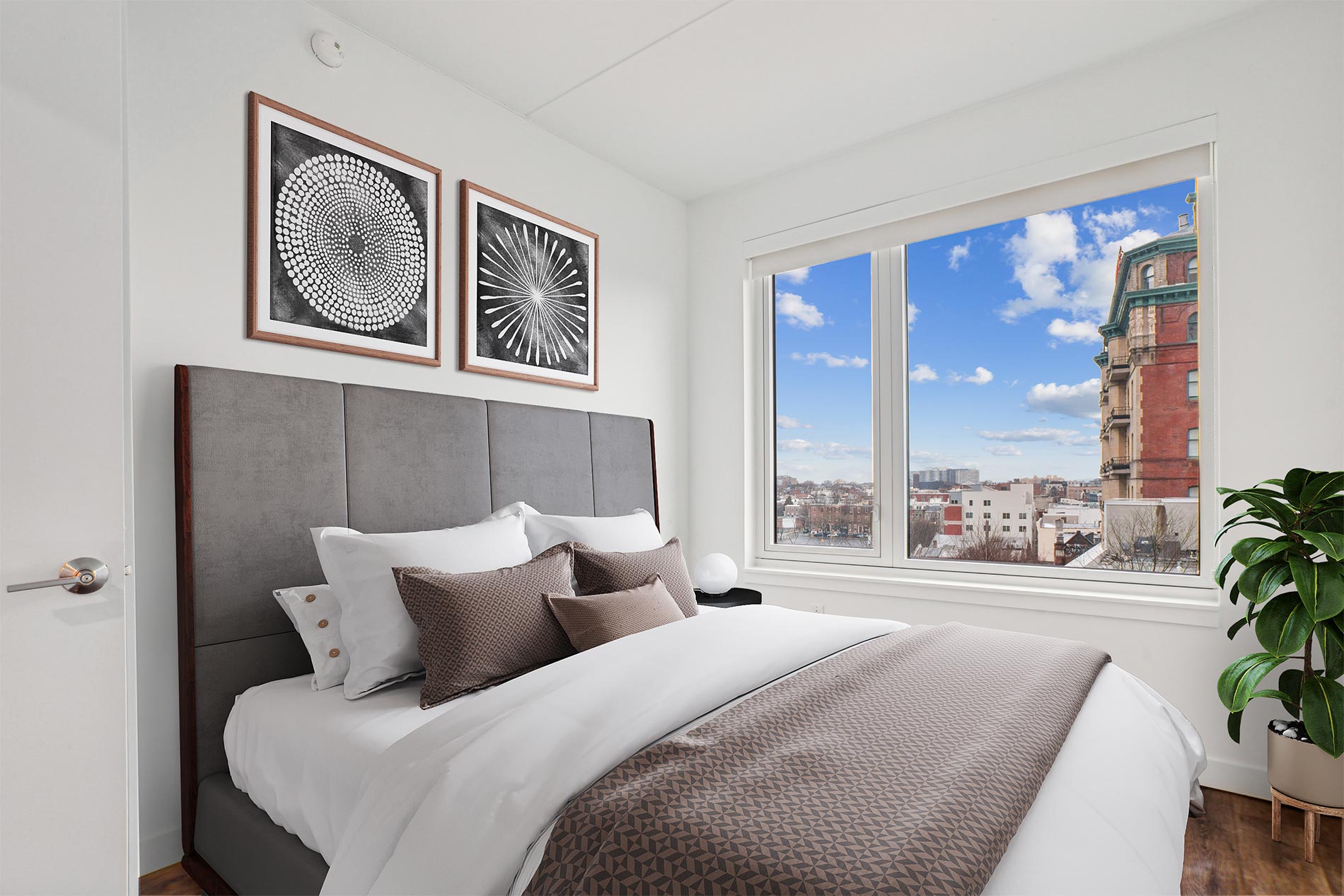 Broadridge apartment bedroom