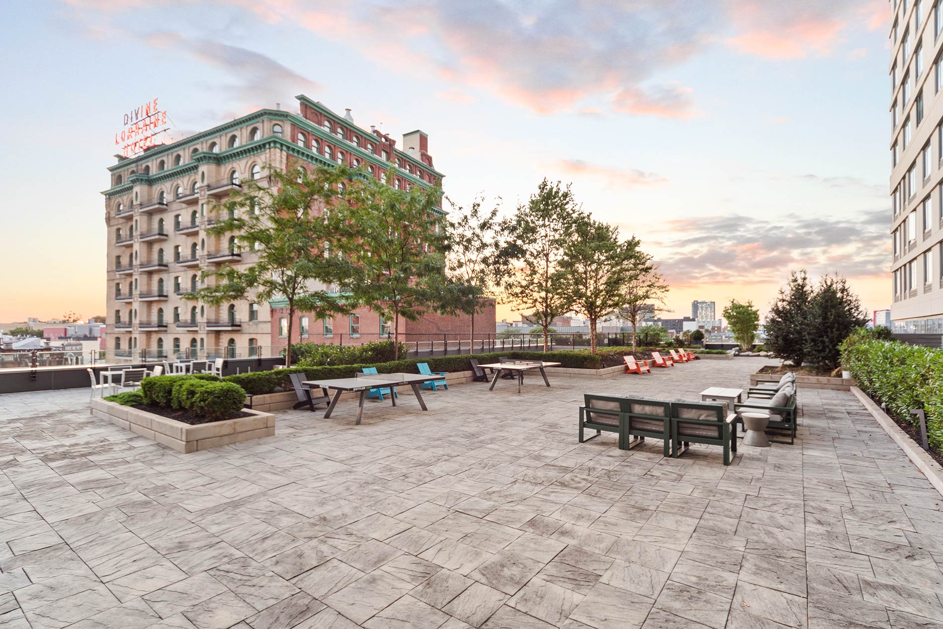 Broadridge Divine Courtyard