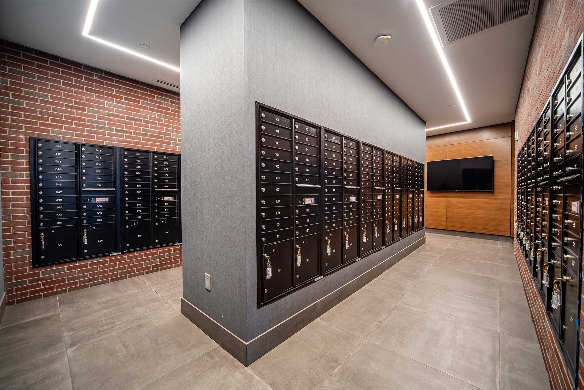 Broadridge mail room