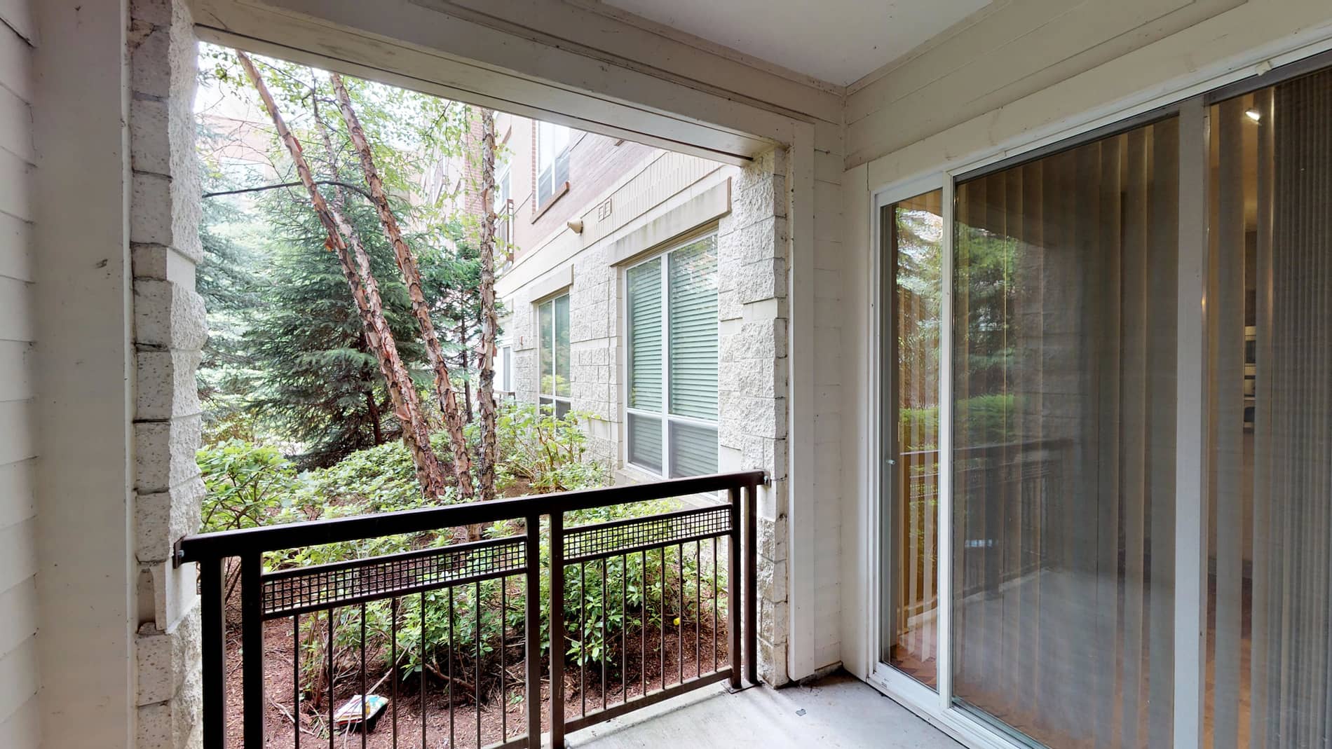 Charles River Landing apartment patio