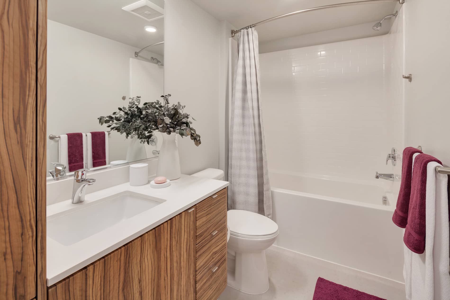 CityLine II Bathroom