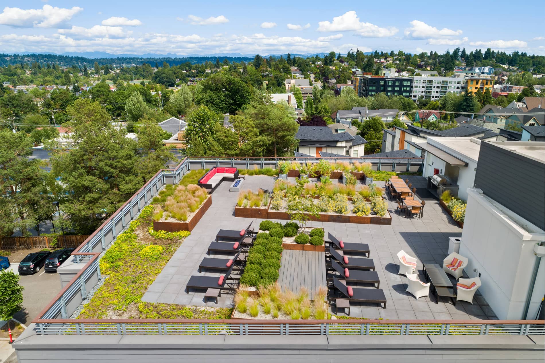 CityLine Apartments Rooftop