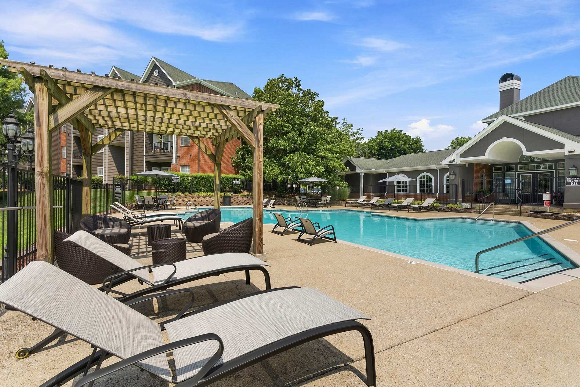 Colonnade pool