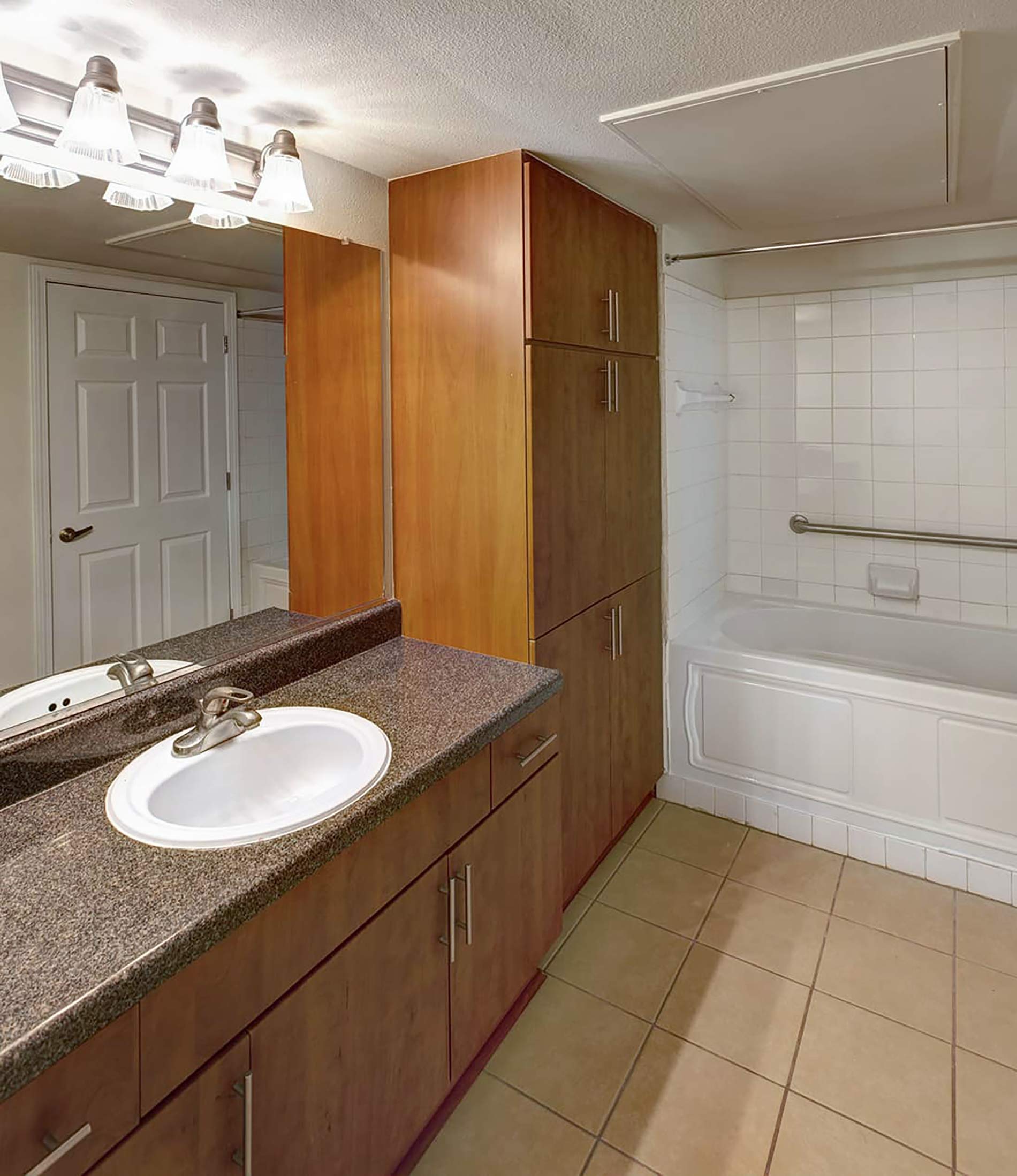 Colonnade Bathrooom