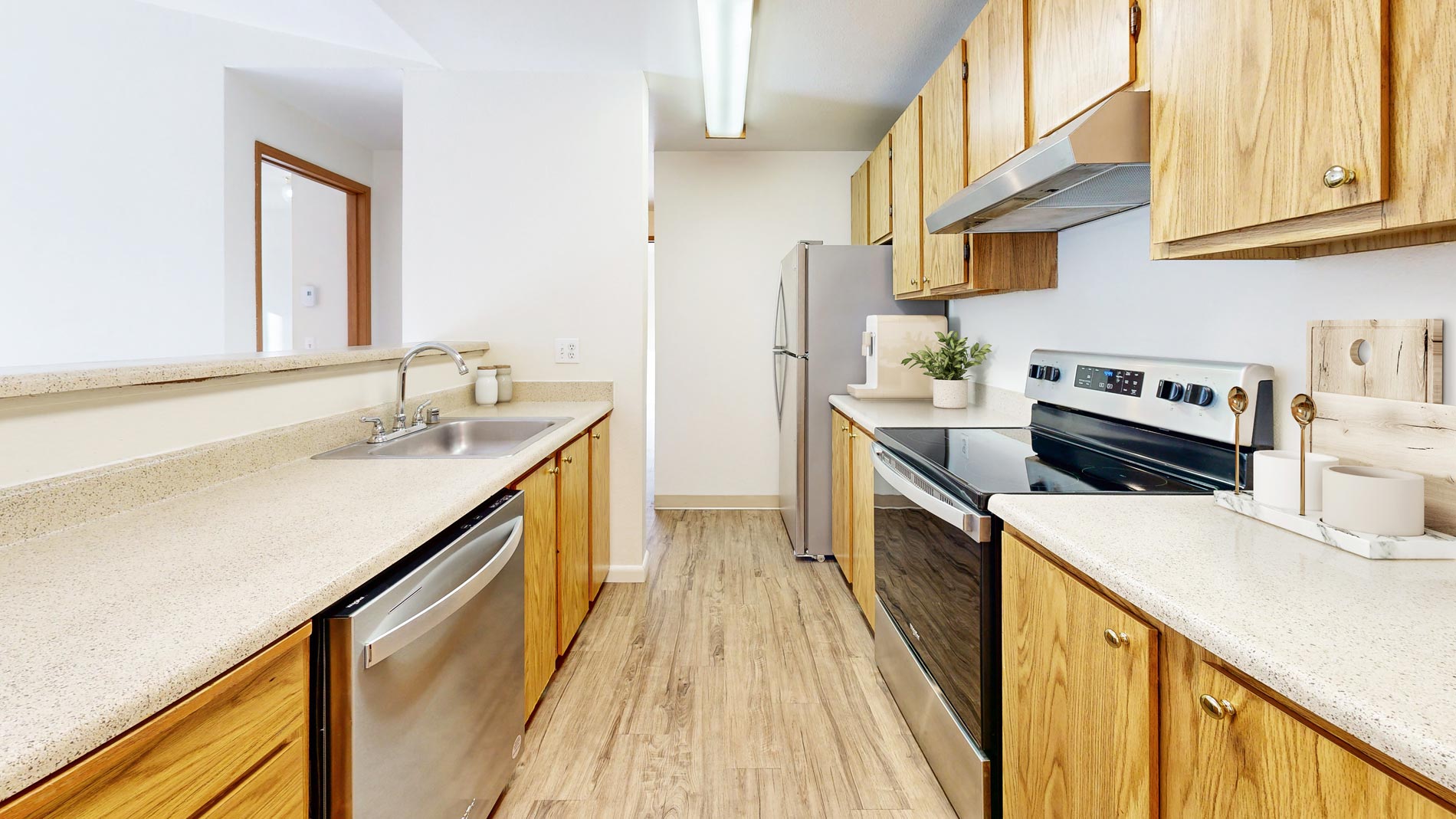Crown Pointe staged kitchen