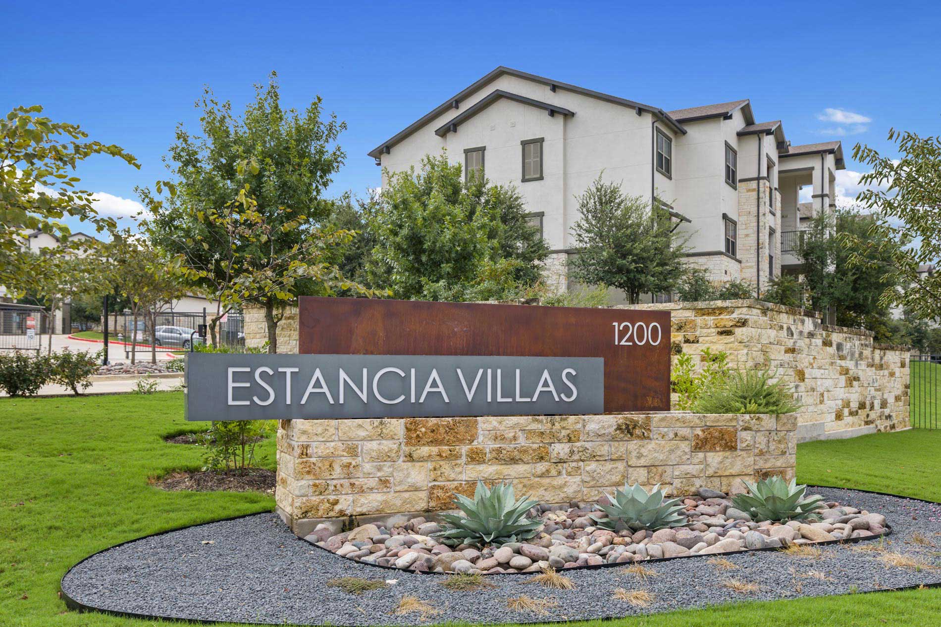 Estancia Villas building exterior and monument sign