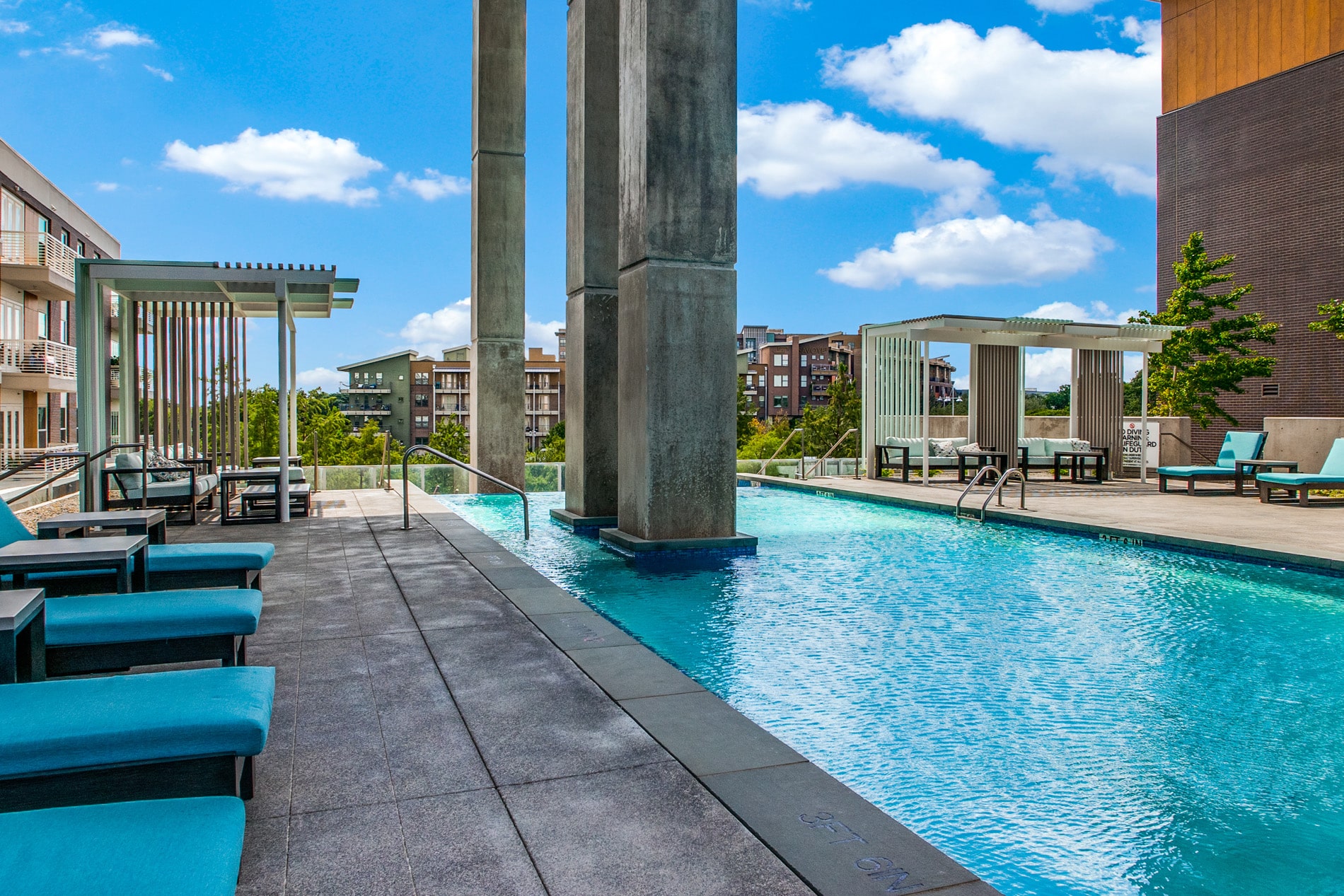 Fiori on Vitruvian Park pool