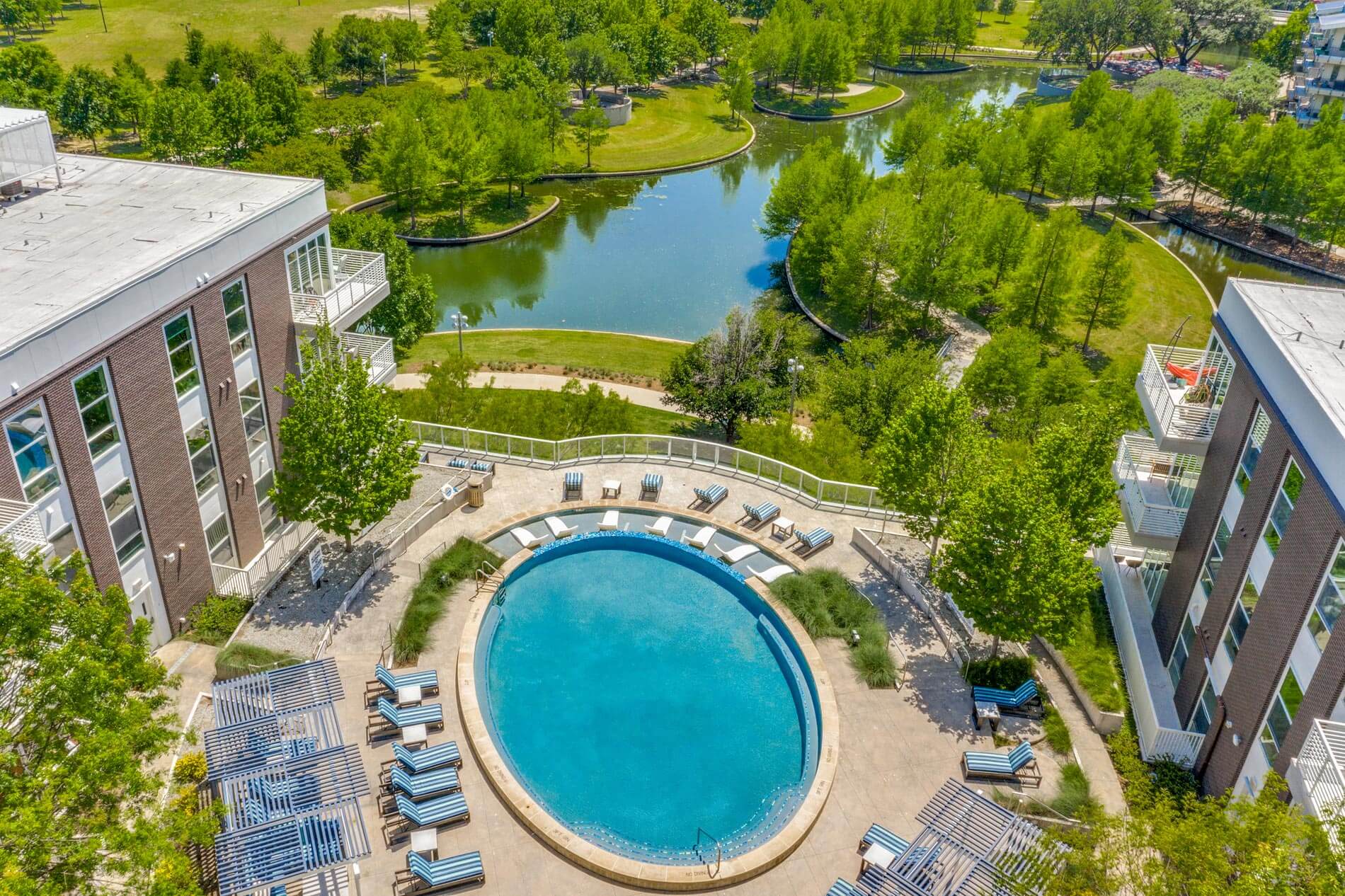 Fiori on Vitruvian Park Ellipse pool