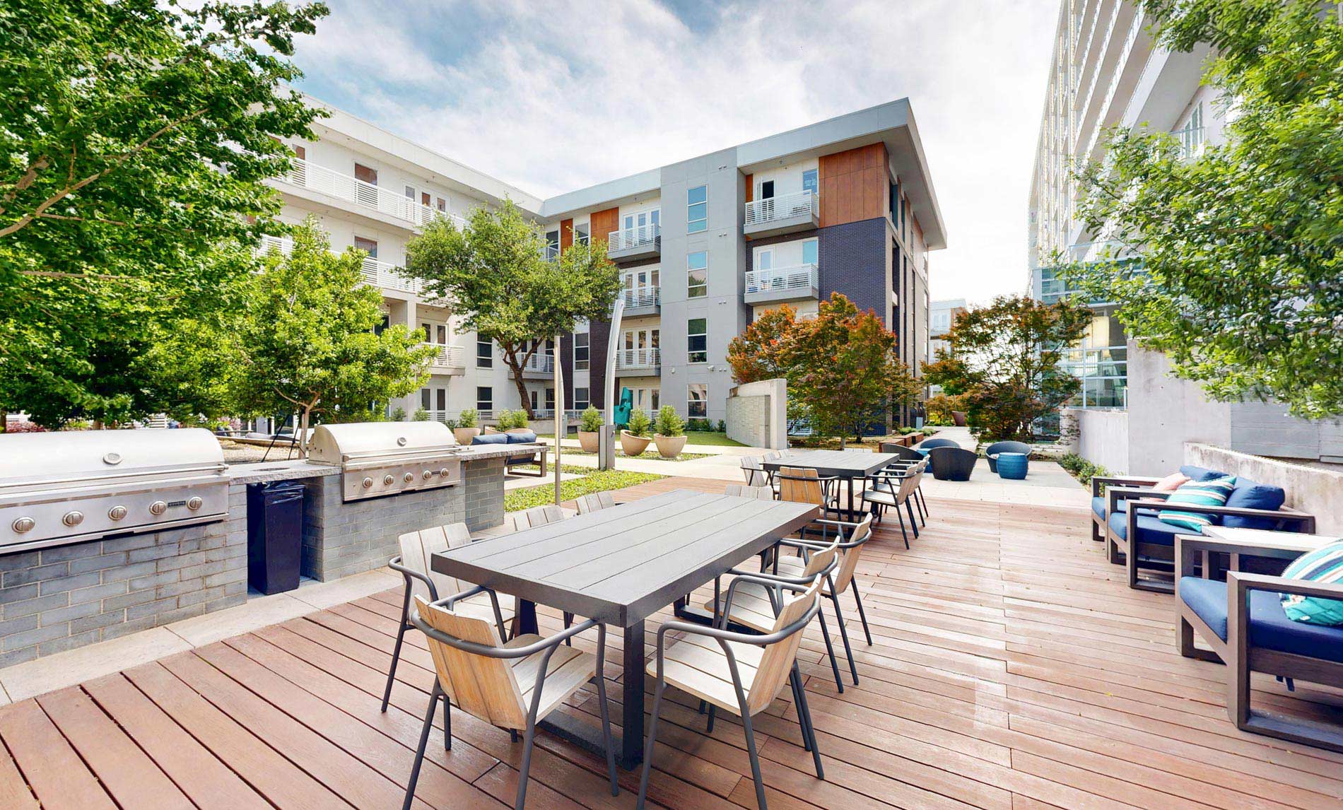 Fiori On Vitruvian Park Aqua Terrace