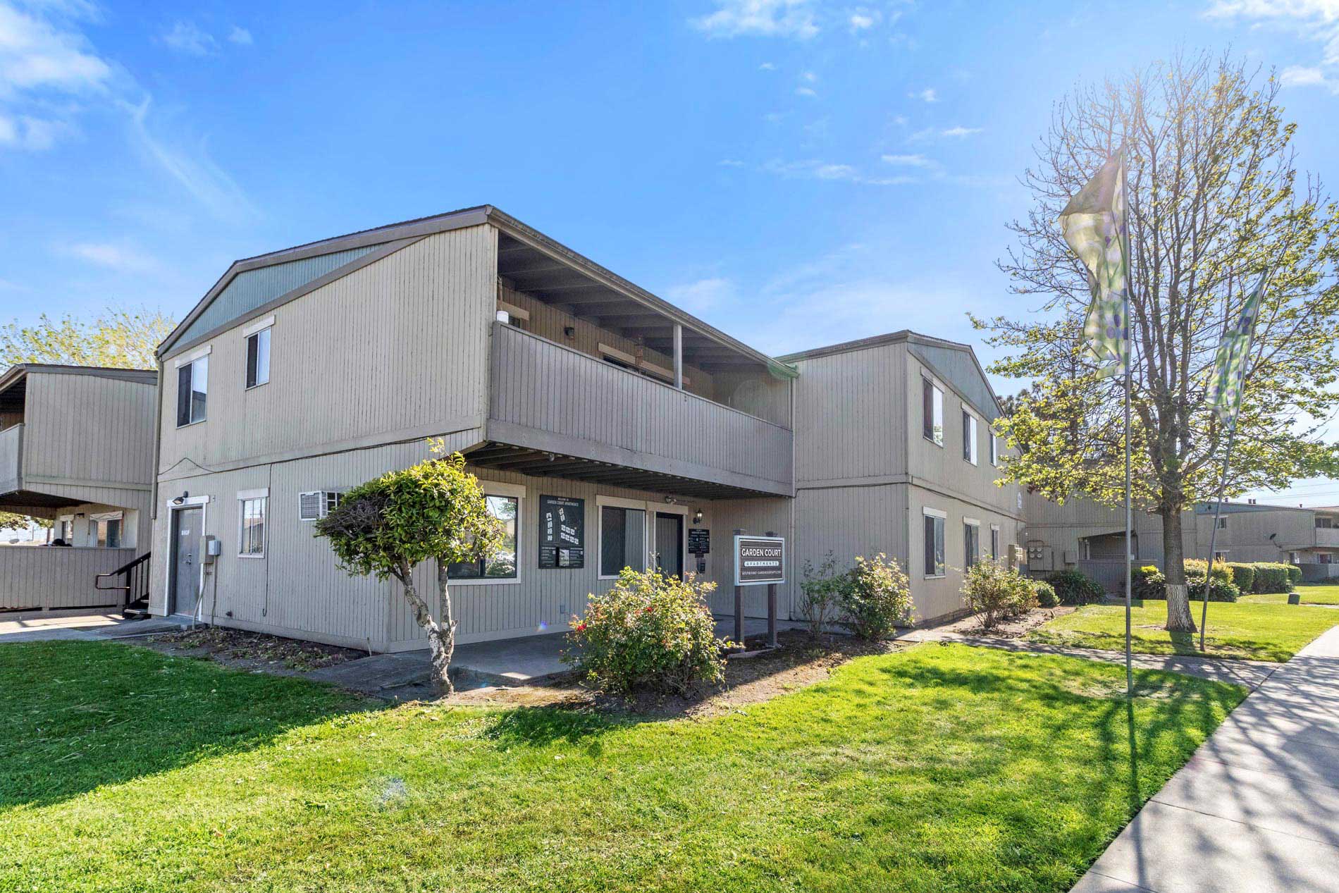 Garden Court leasing office exterior