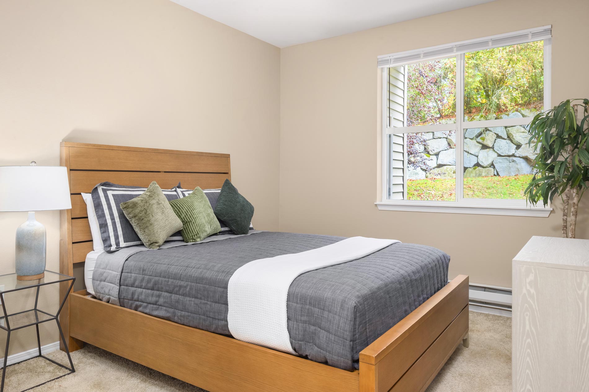 Hearthstone at Merrill Creek staged bedroom