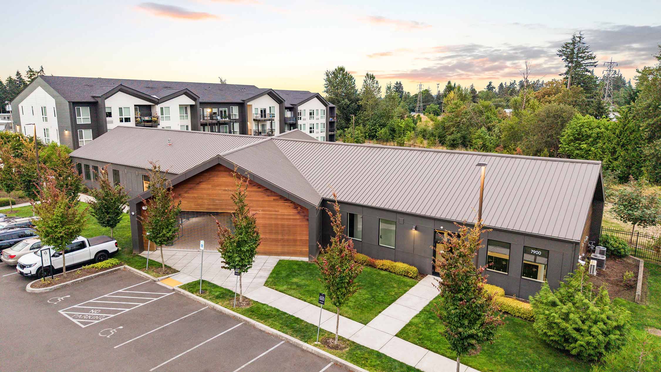 Heirloom apartments aerial building exterior
