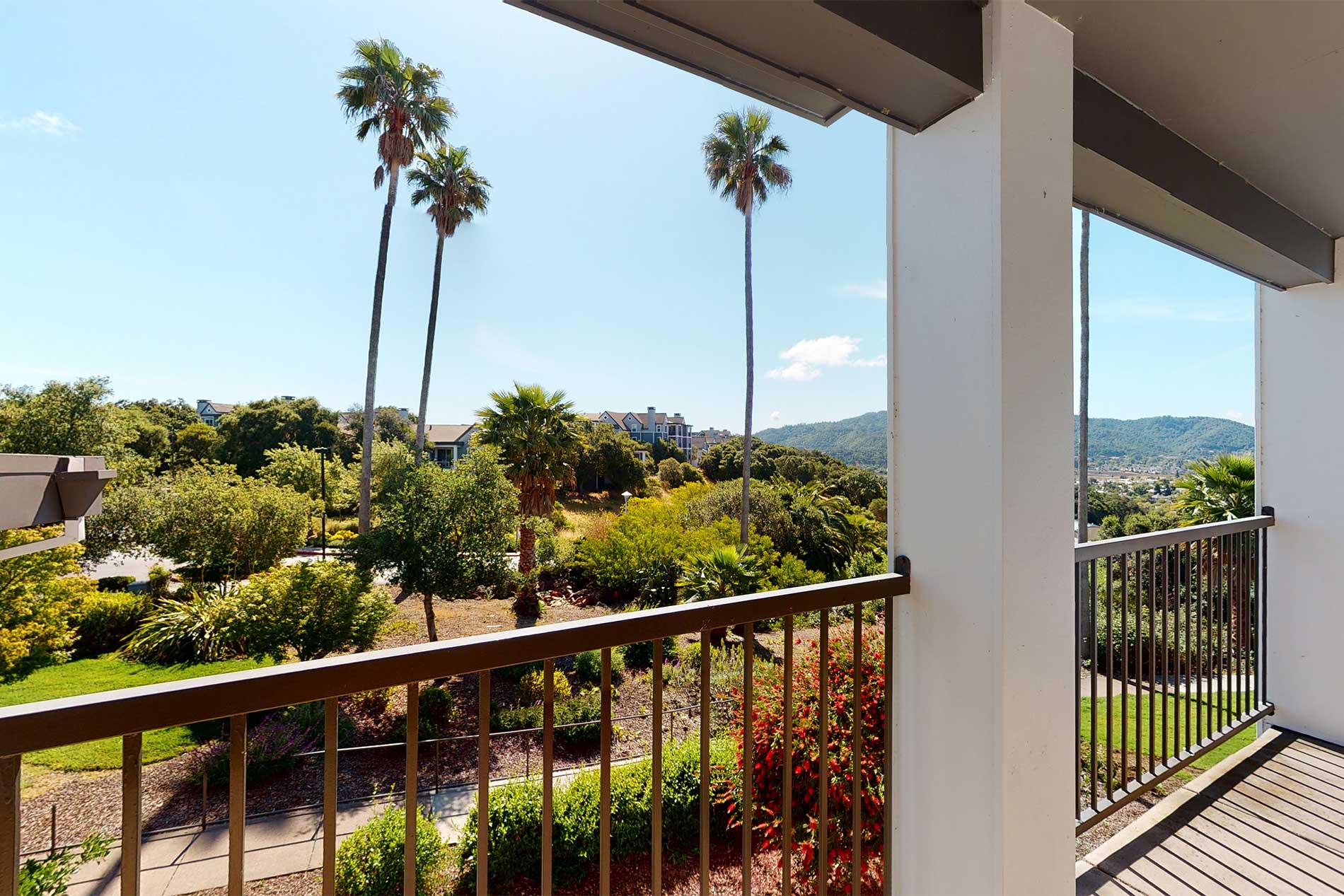 Highlands of Marin apartment patio