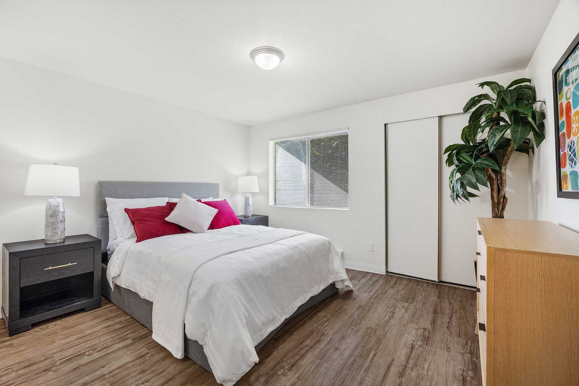 Hilltop apartment bedroom