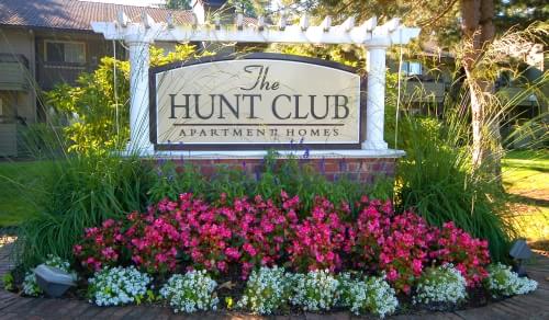 Hunt Club Sign