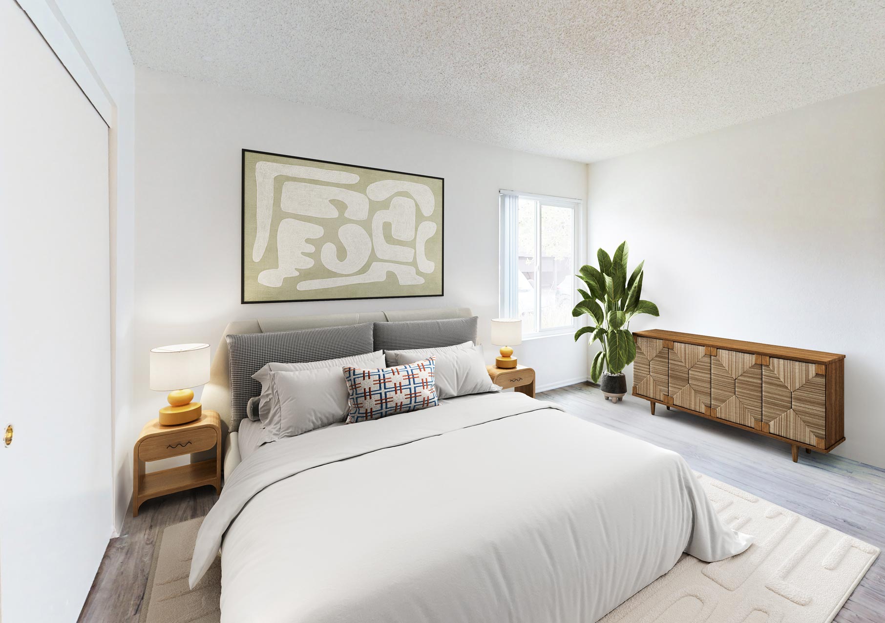 Huntington Vista staged bedroom