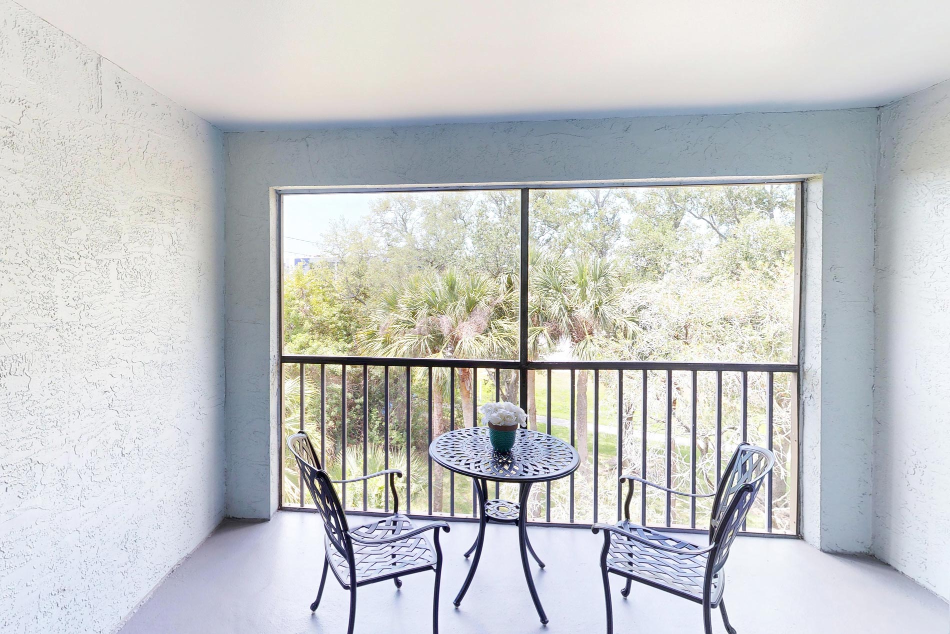 Inlet Bay staged patio