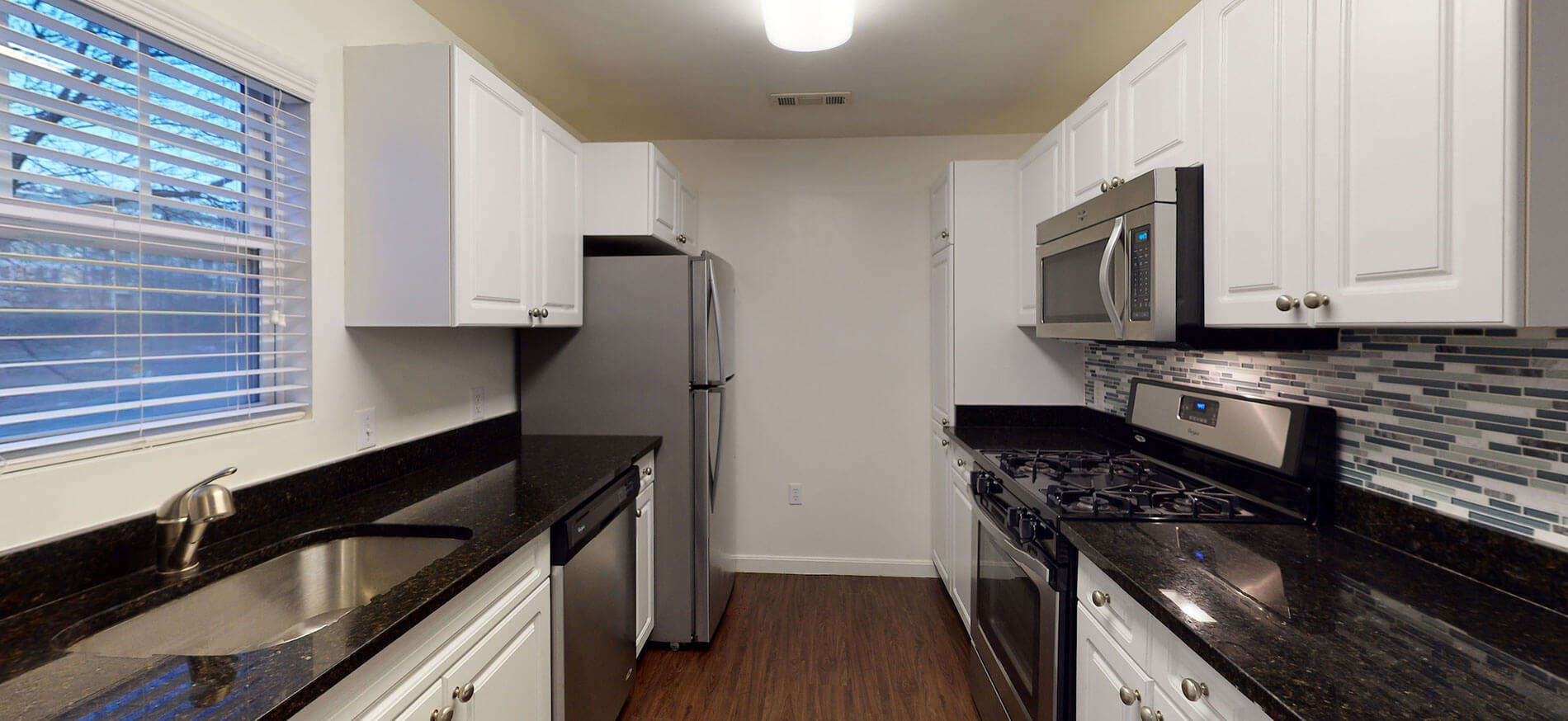 Inwood West apartment kitchen