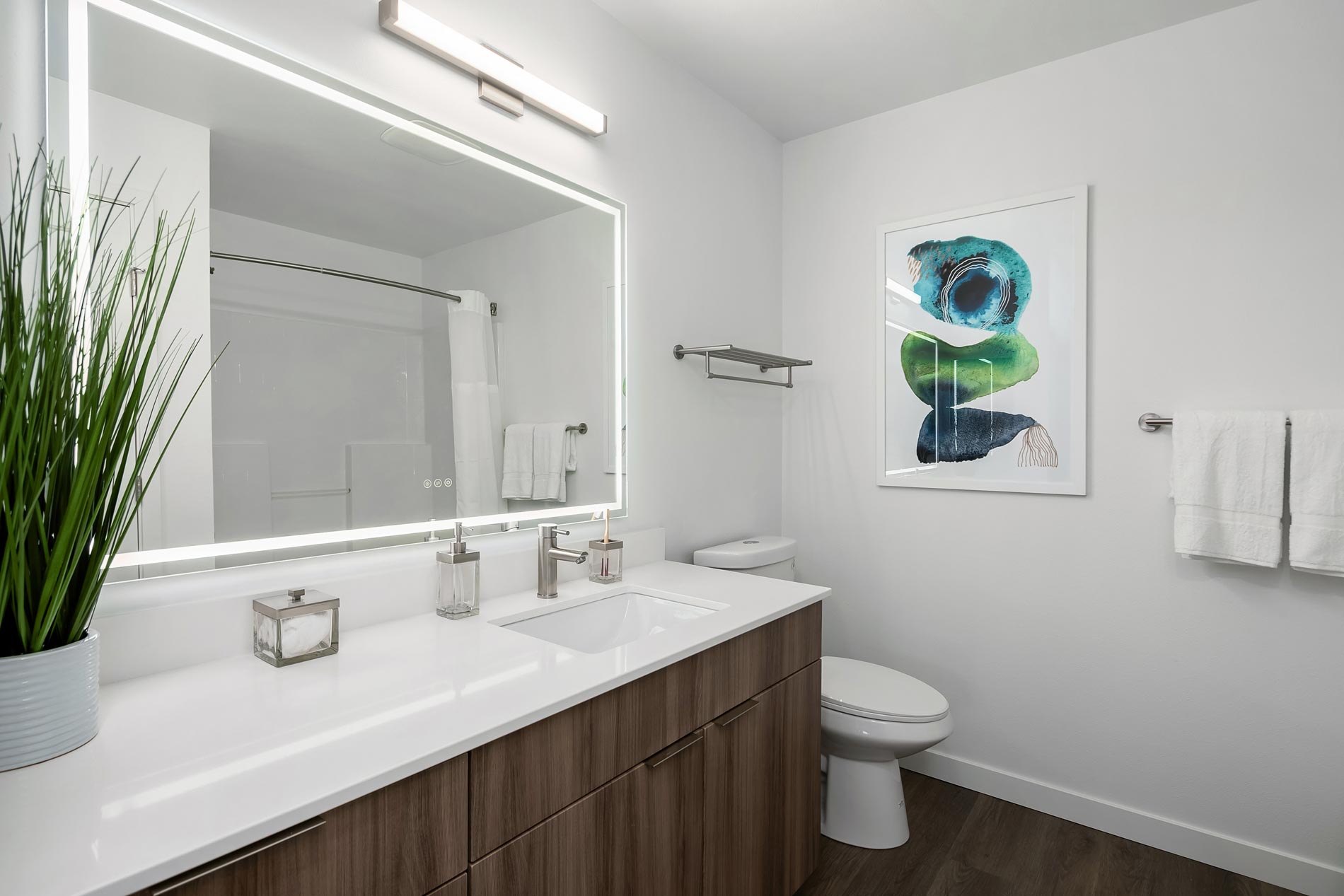 Island Square staged bathroom