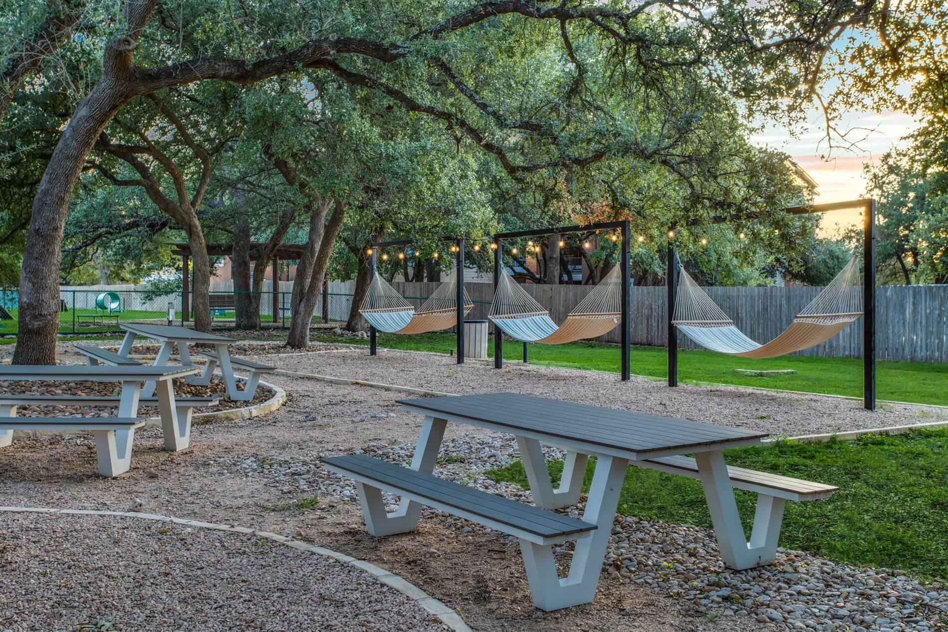 Lakeline Villas Picnic Area