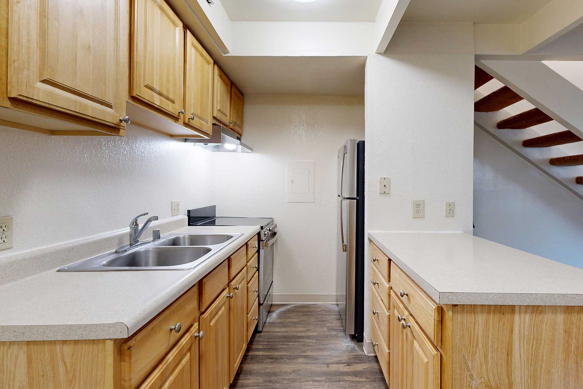 Laurel Tree apartment kitchen