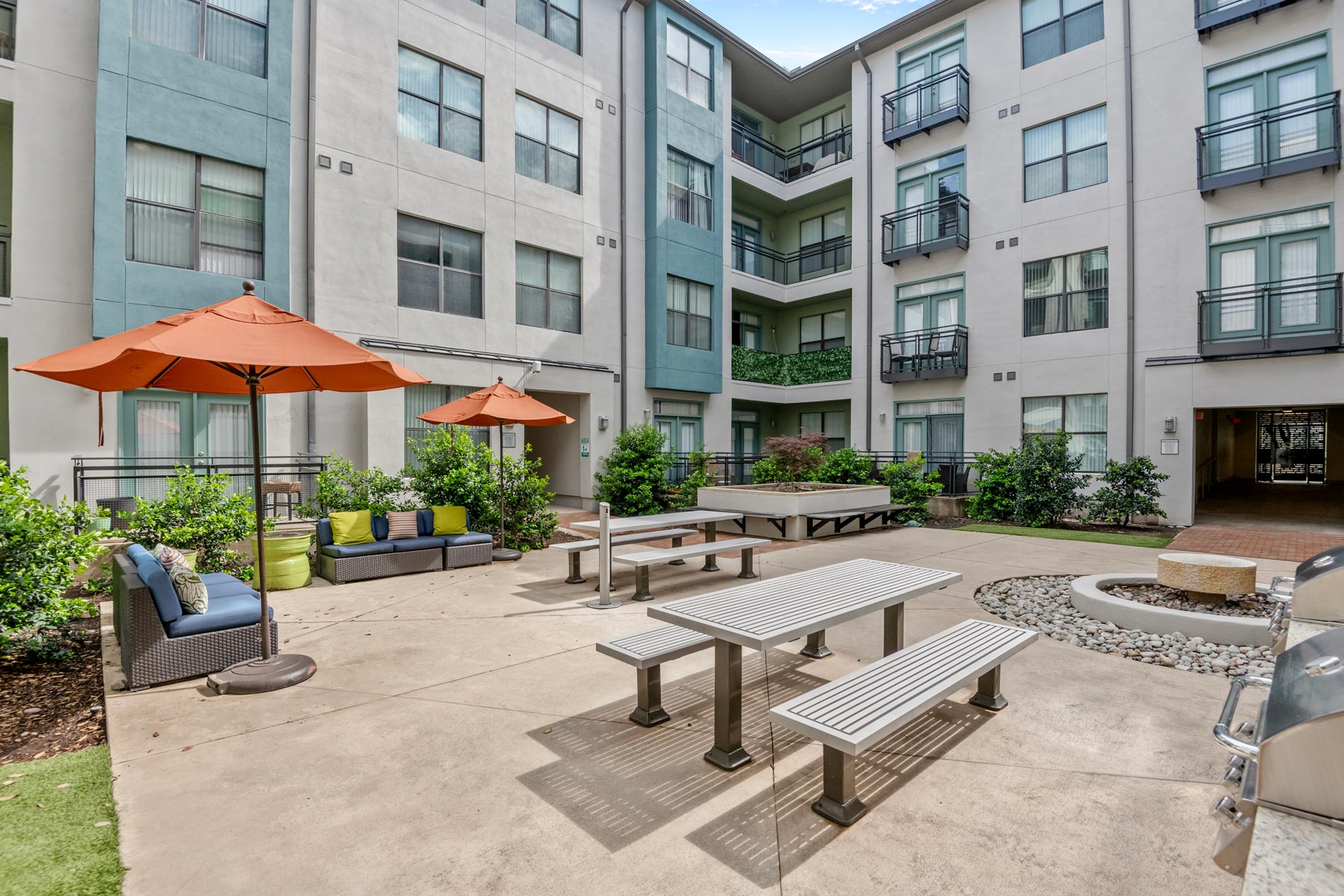 Legacy Village Millstone Courtyard