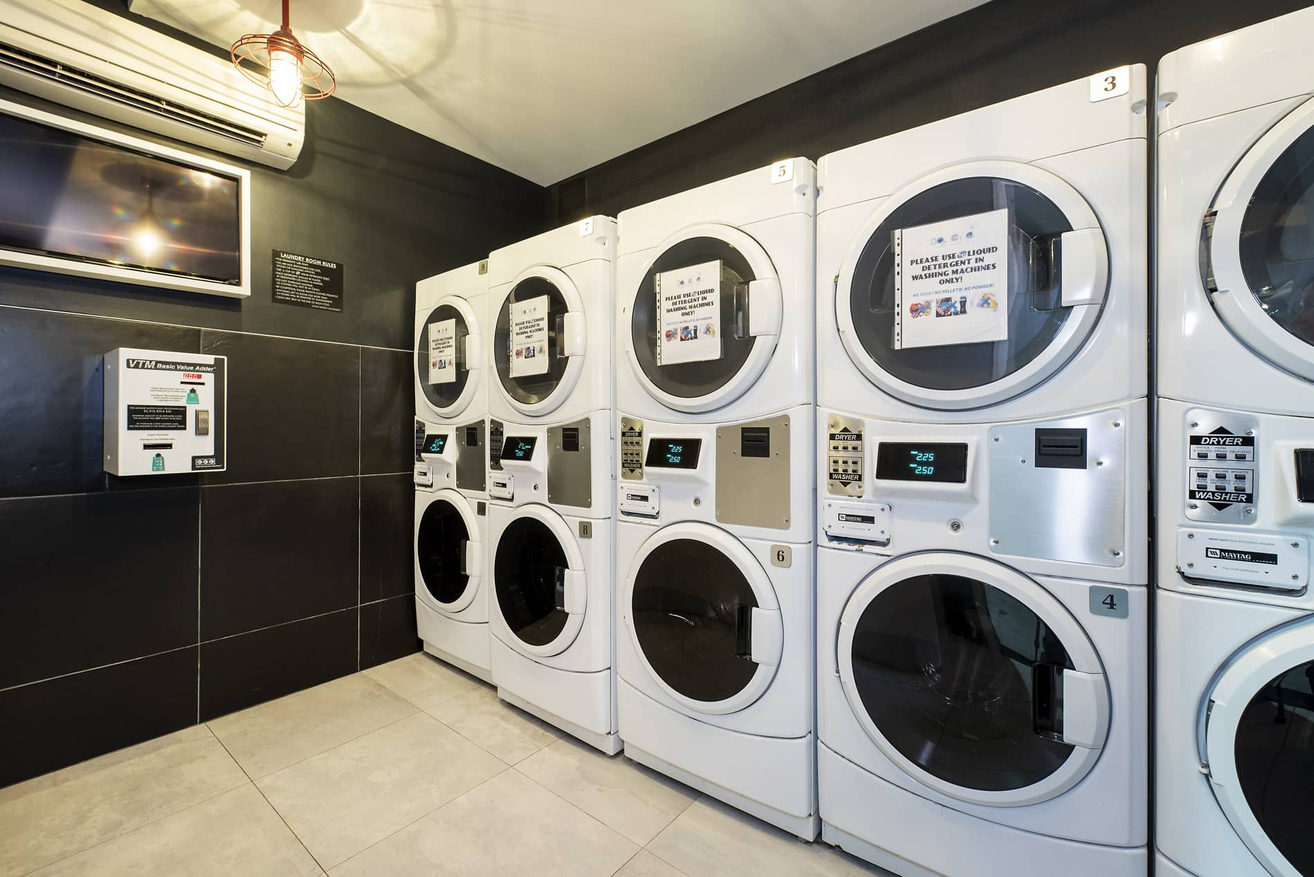 Leonard Pointe Apartments Laundry Room