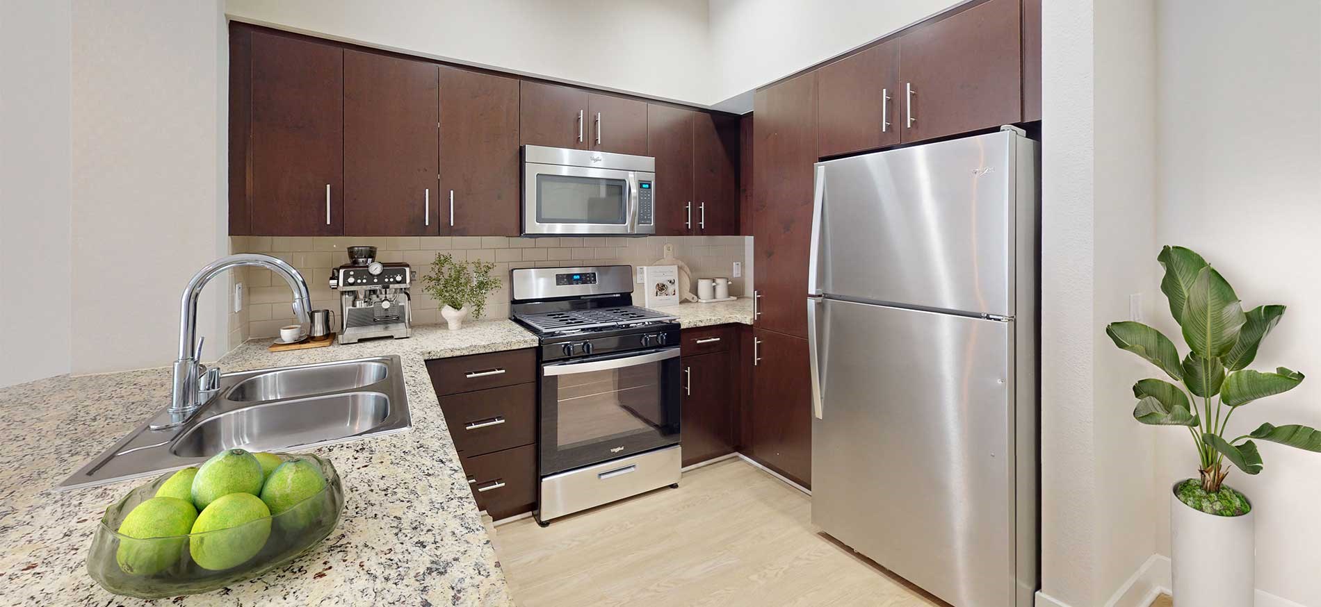 Los Alisos apartment kitchen