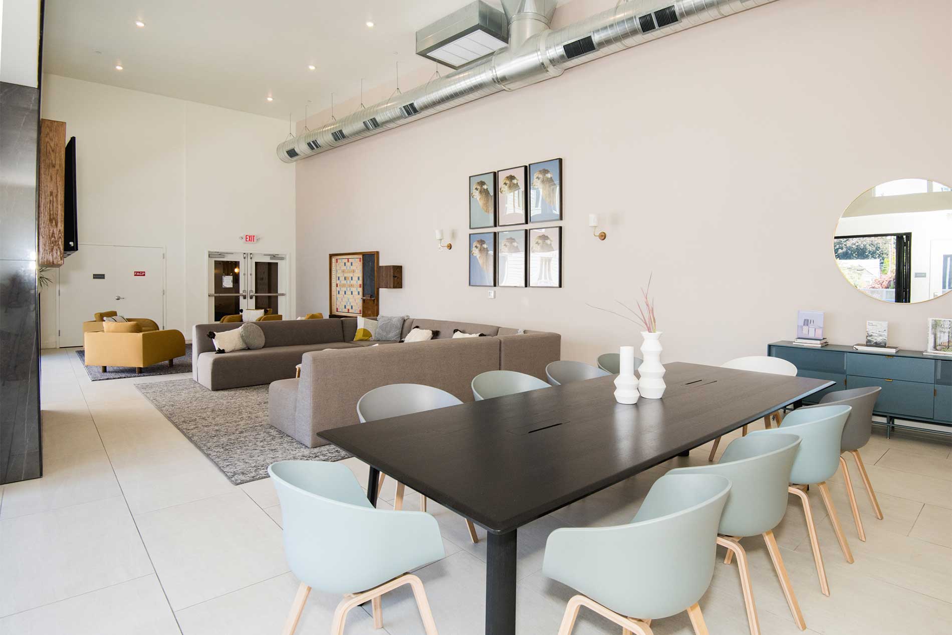 Apartments with community room in Southeast Portland