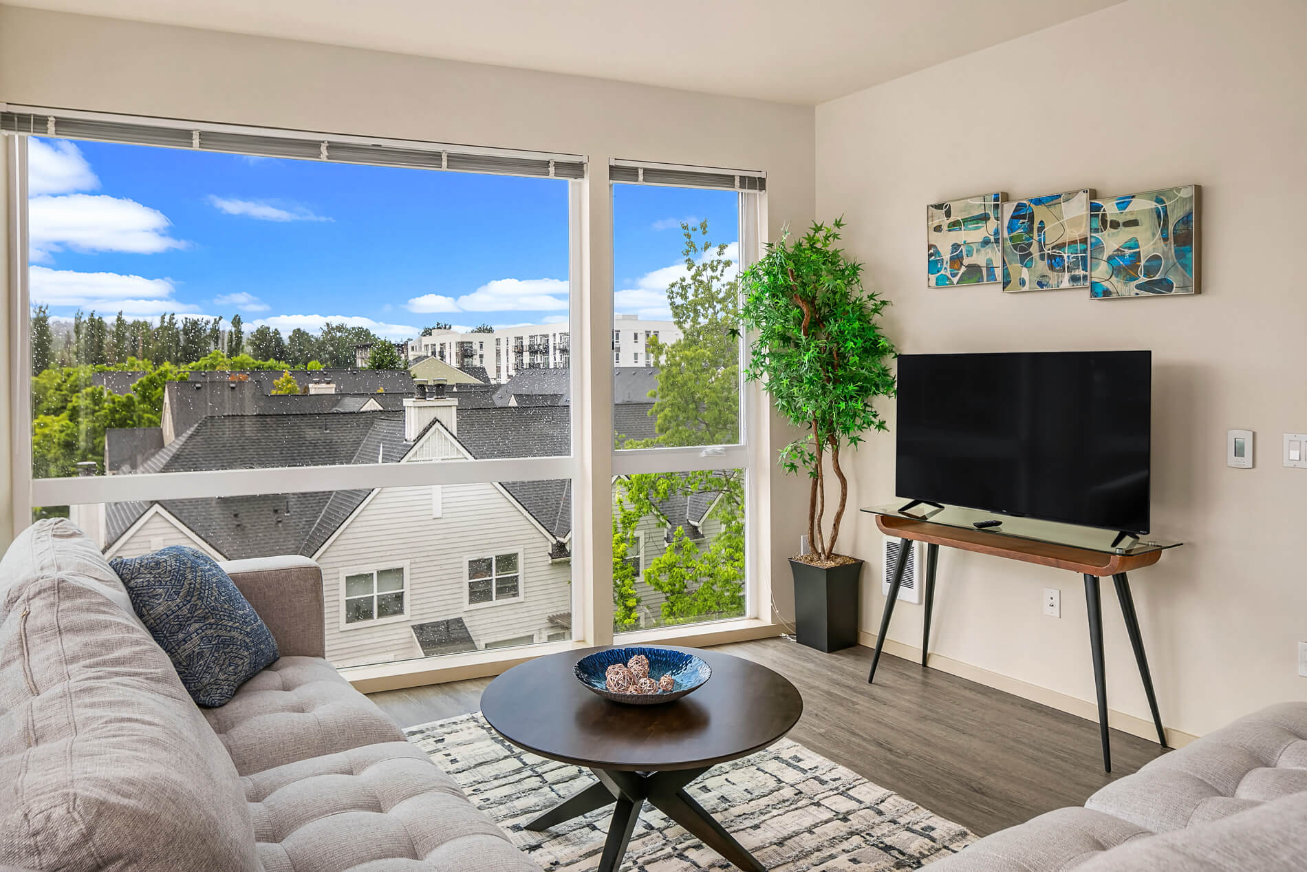 Milehouse Staged living room