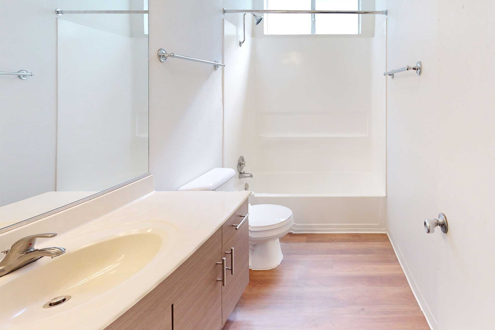 Missions at Back Bay apartment bathroom