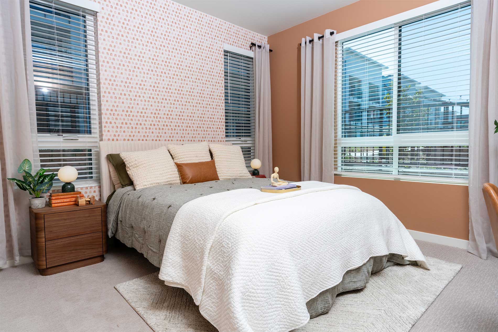 Spacious bedrooms available in Riverside, CA