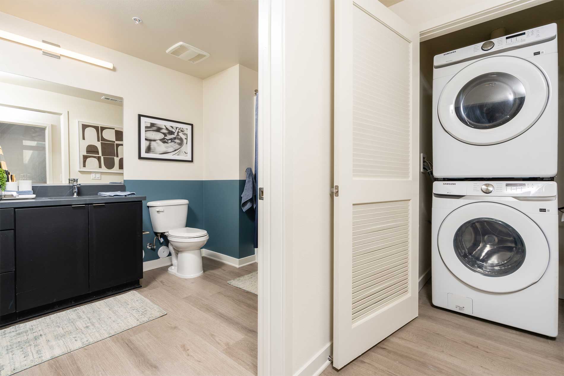 Apartments with in unit washer and dryer in Riverside, CA