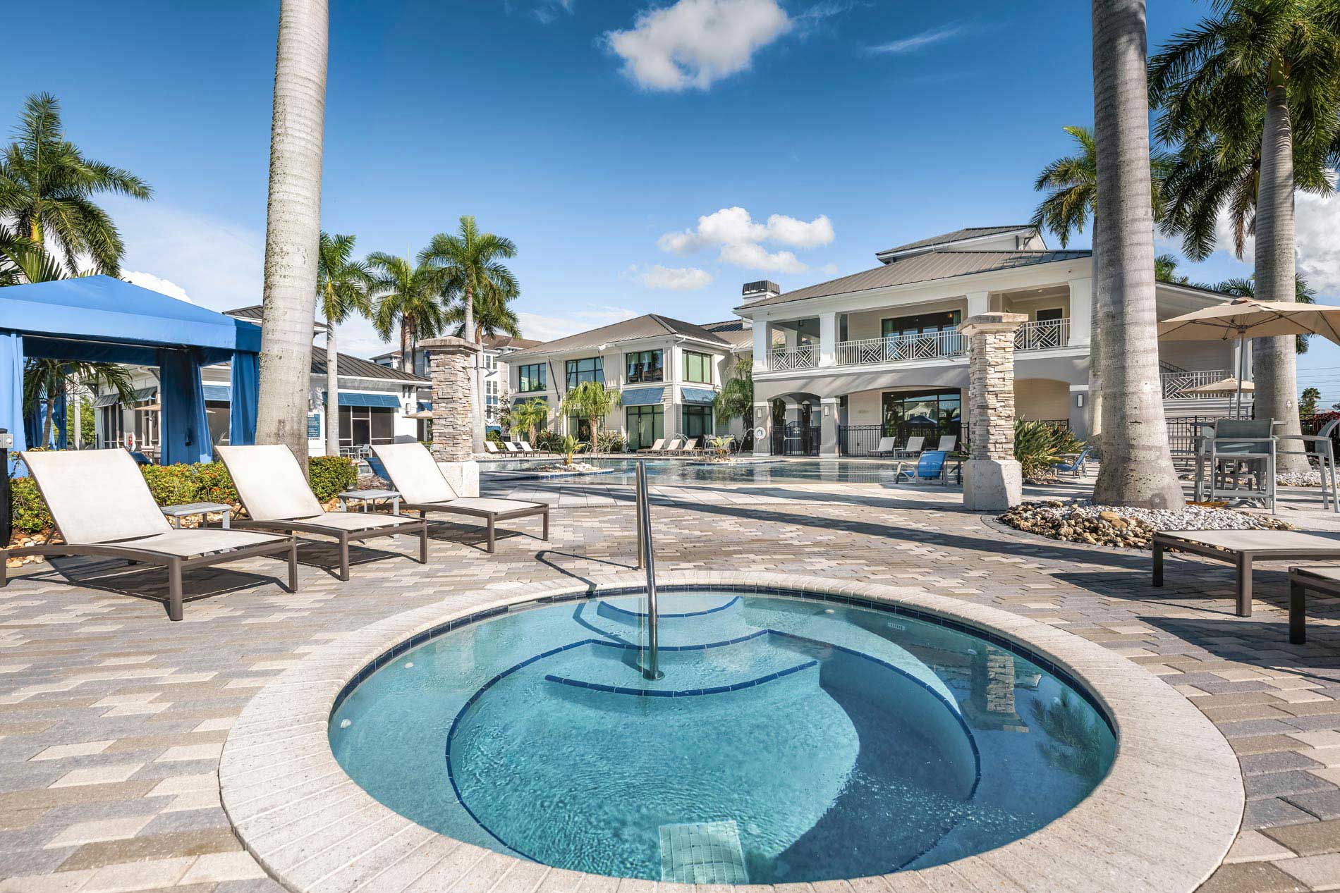 Peridot Palms pool