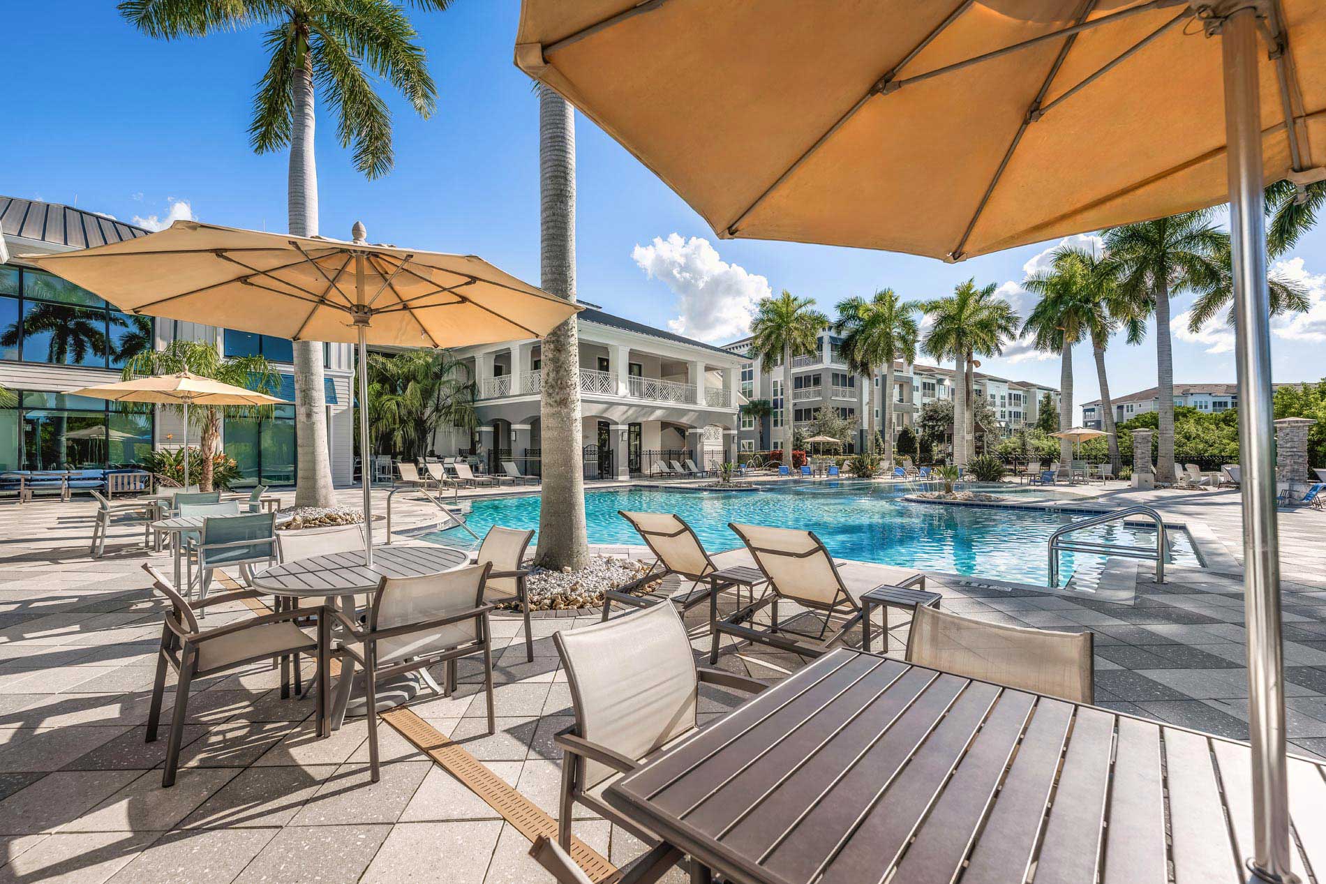 Peridot Palms pool