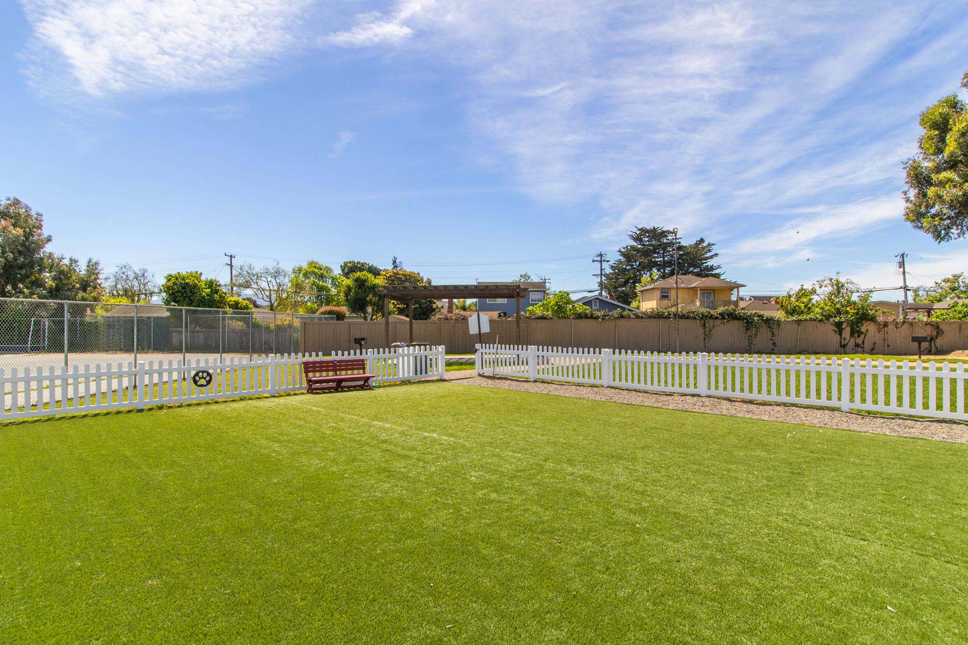 Pointe at Northridge dog park