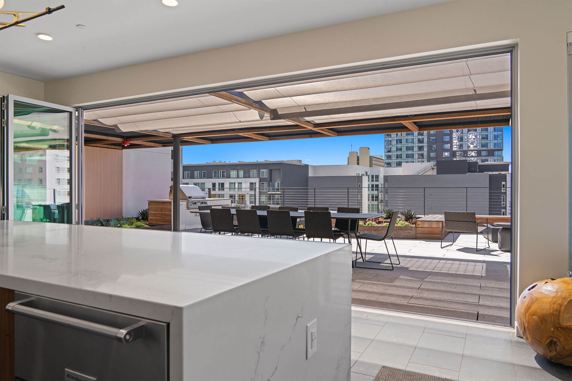 Residences at lake merritt community sky lounge