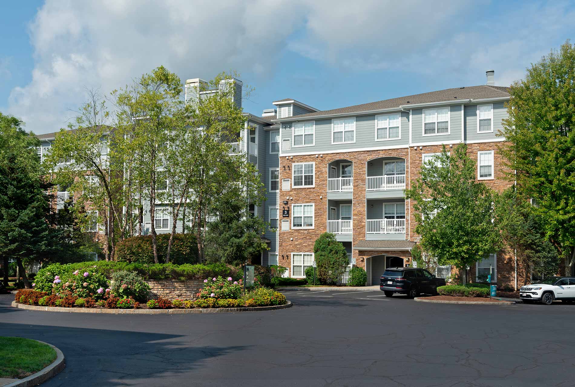 Ridge at Blue Hills building exterior