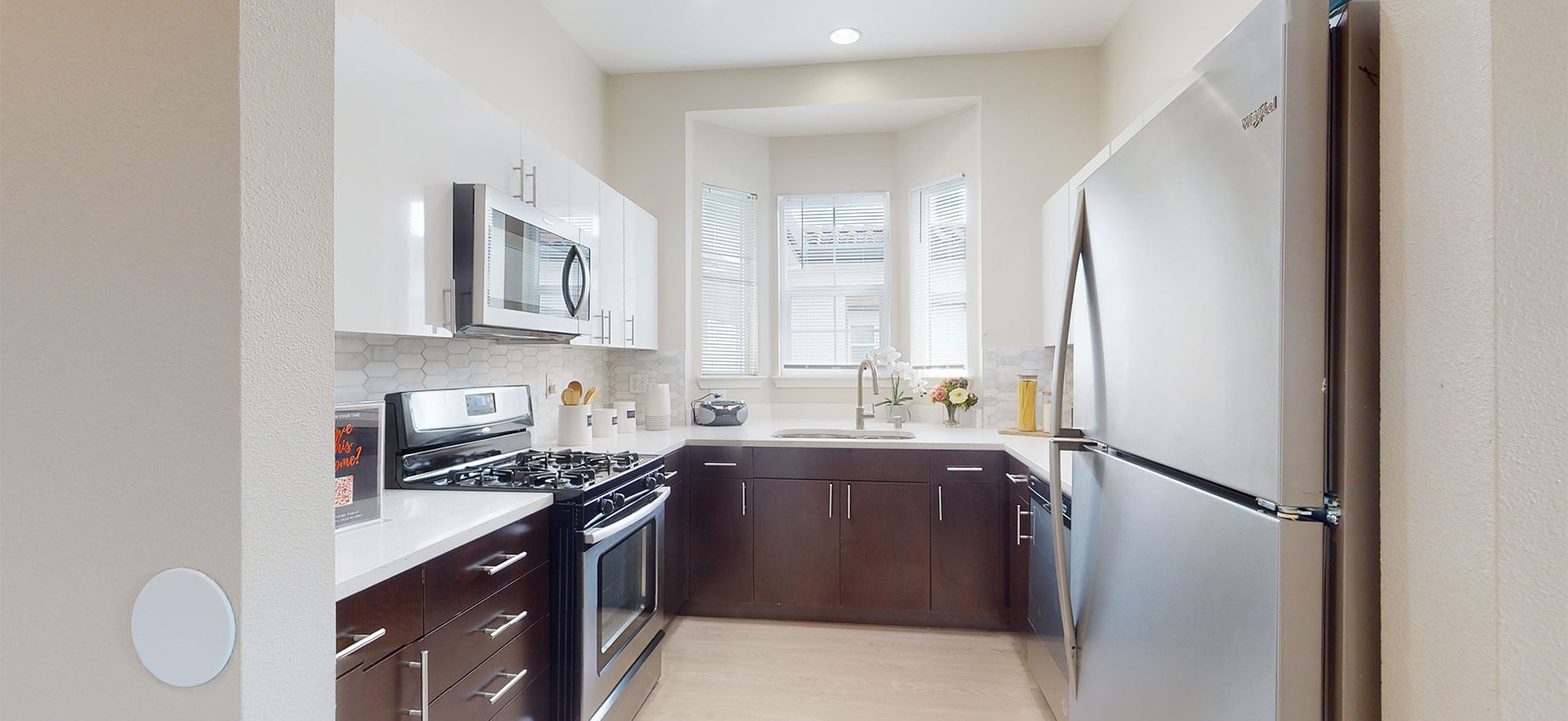 River Terrace apartment kitchen