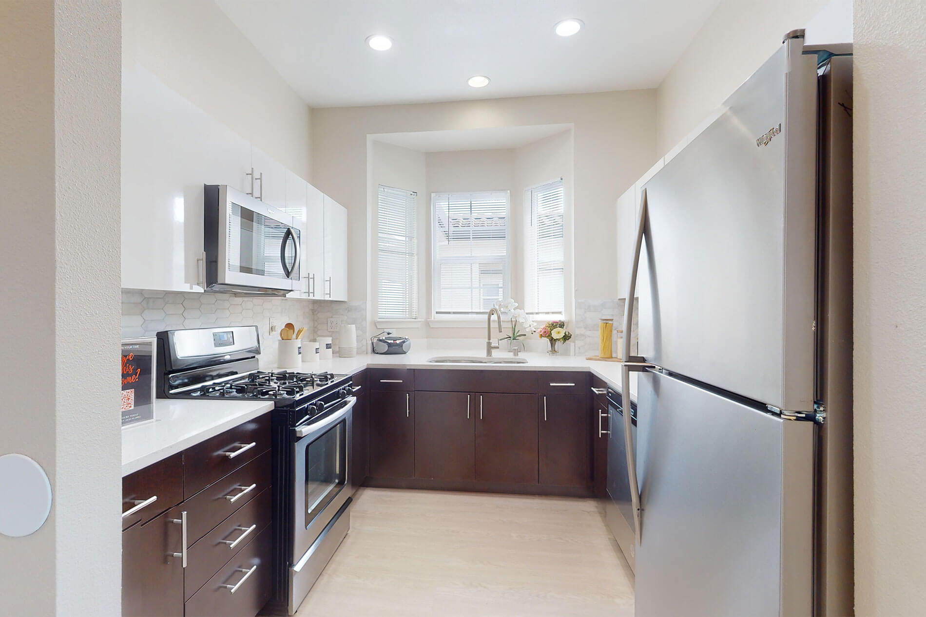 River Terrace apartment kitchen