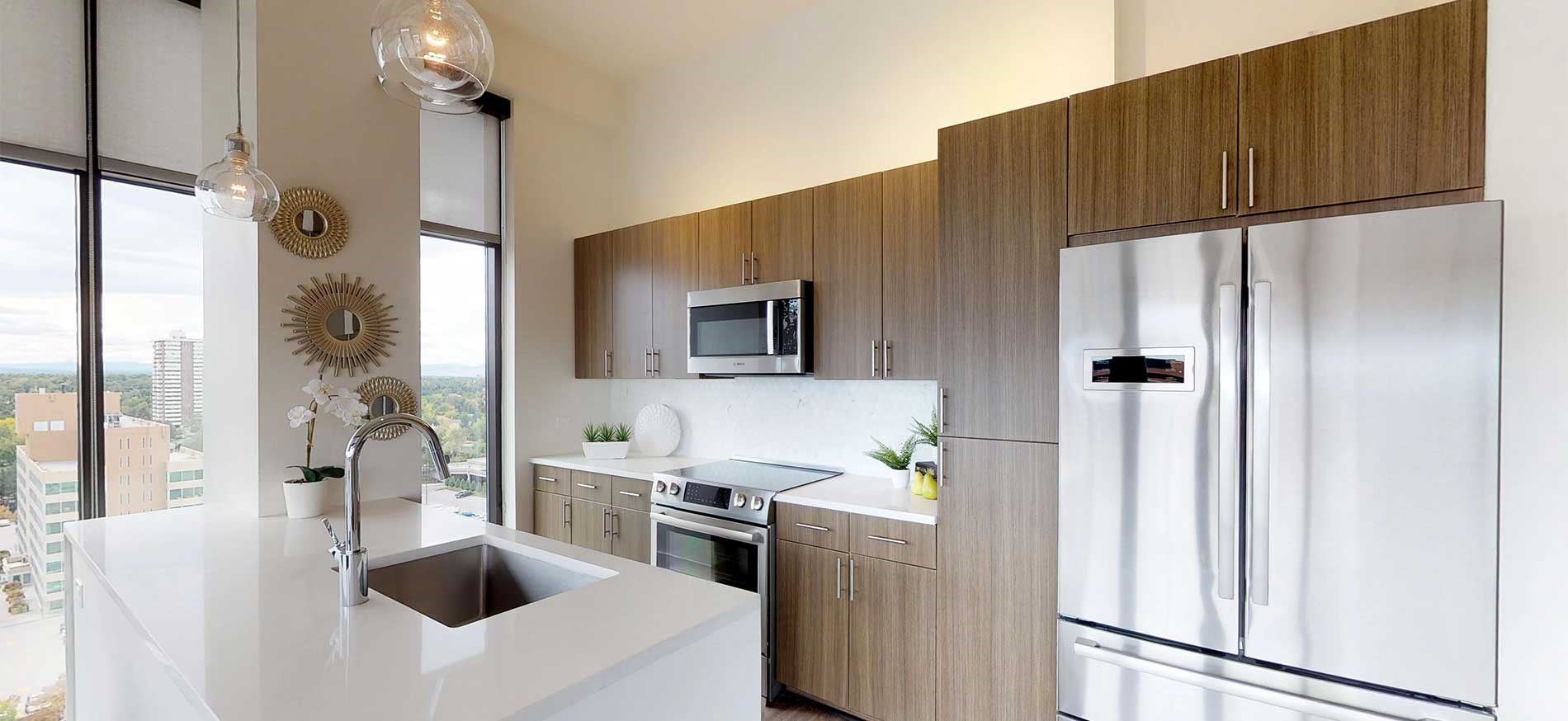Steele Creek apartment kitchen